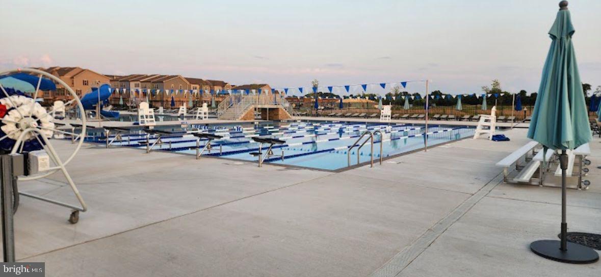 VILLAGES OF URBANA - Residential Lease