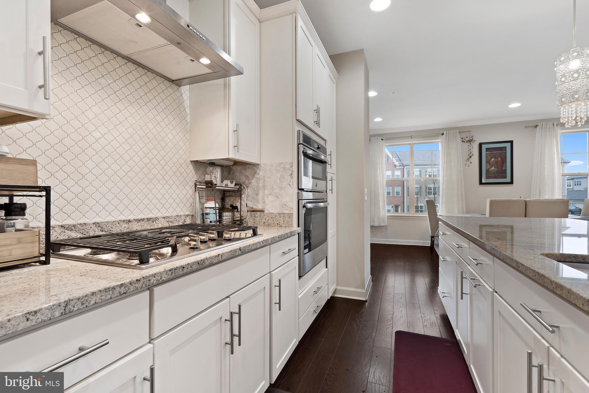 VILLAGES OF URBANA - Residential Lease