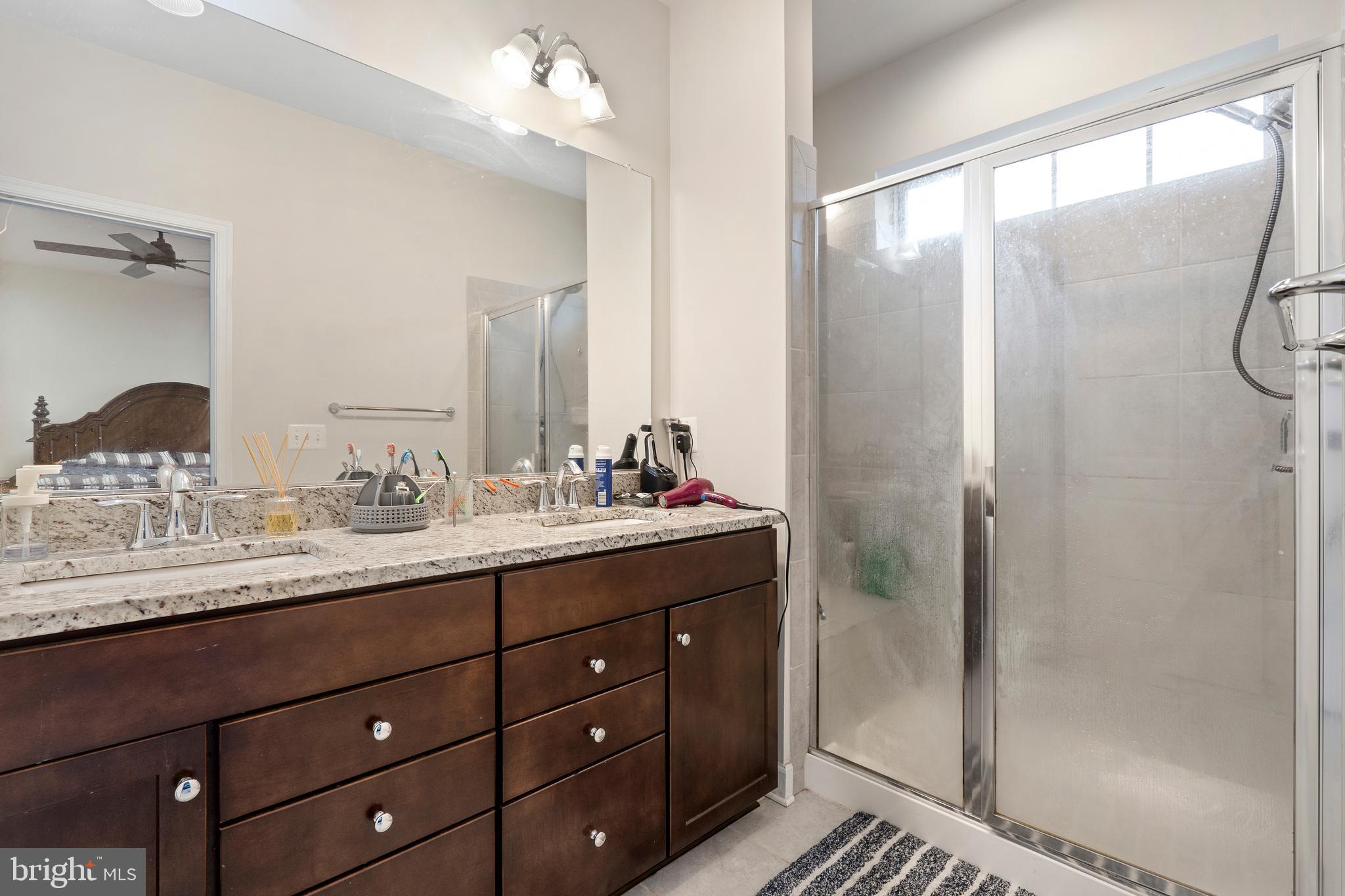 VILLAGES OF URBANA - Residential Lease