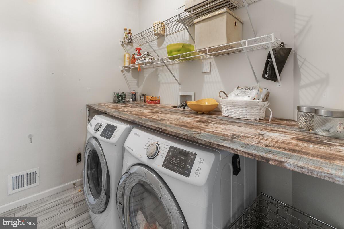 VILLAGES OF URBANA - Residential