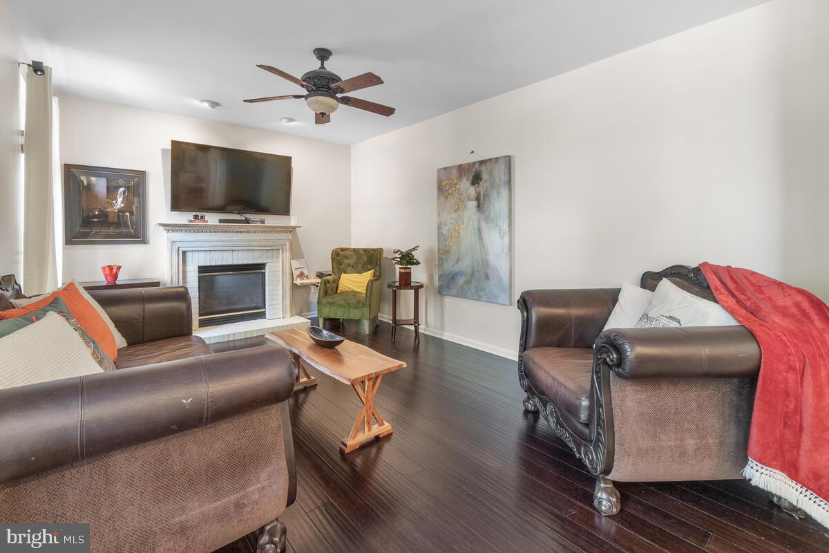 VILLAGES OF URBANA - Residential