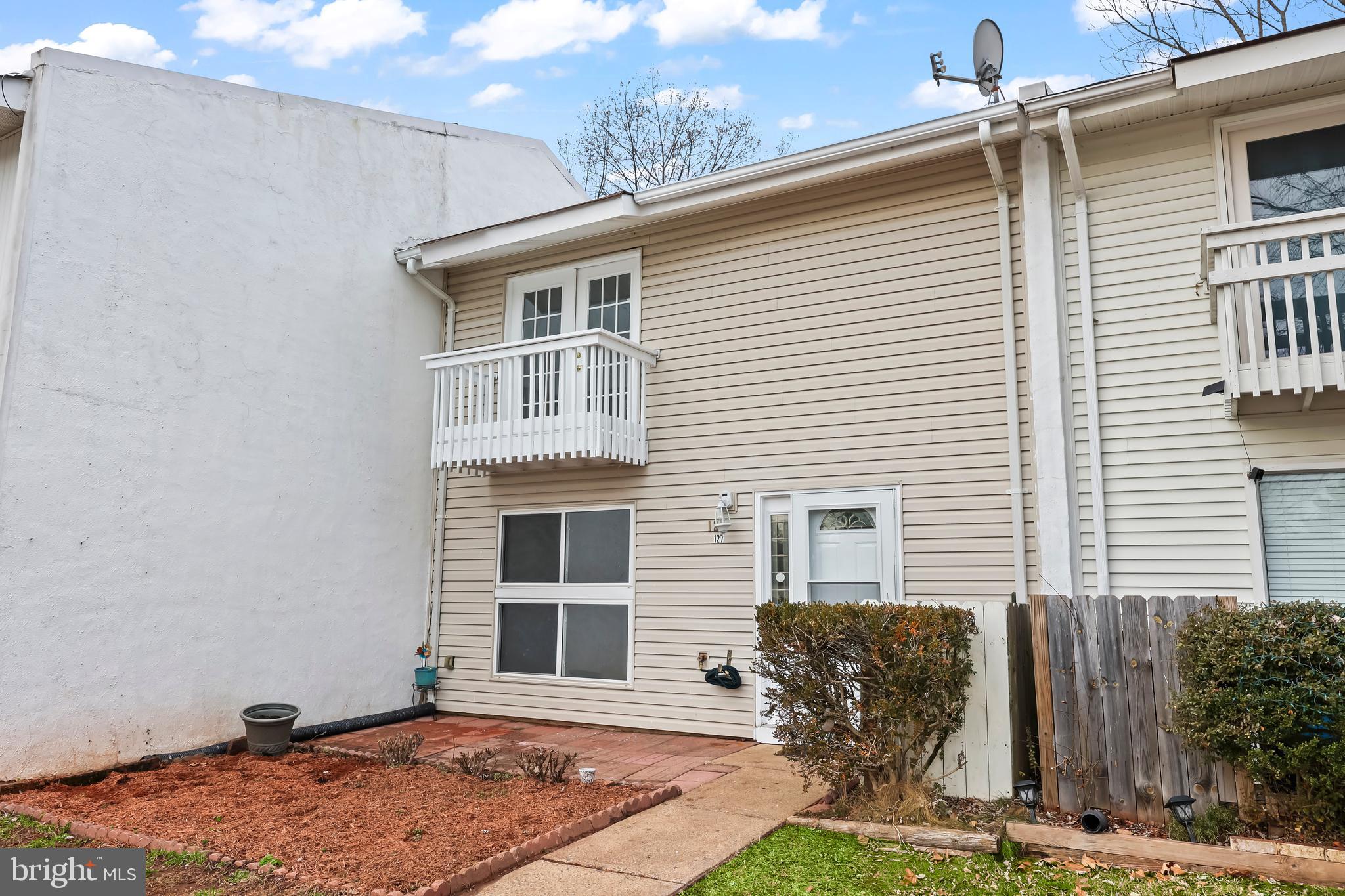 SUGARLAND RUN - Residential