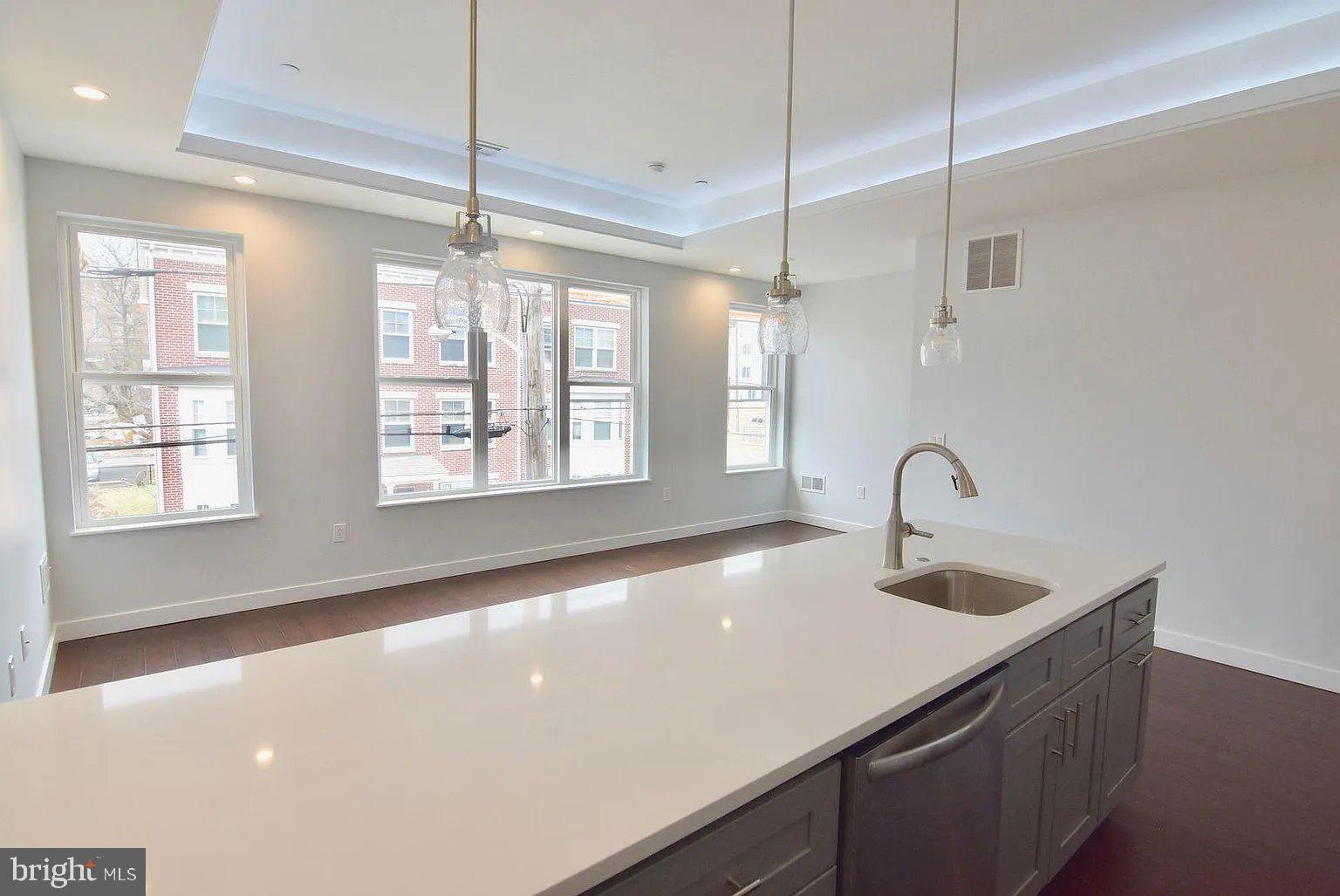 OLDE KENSINGTON - Residential Income