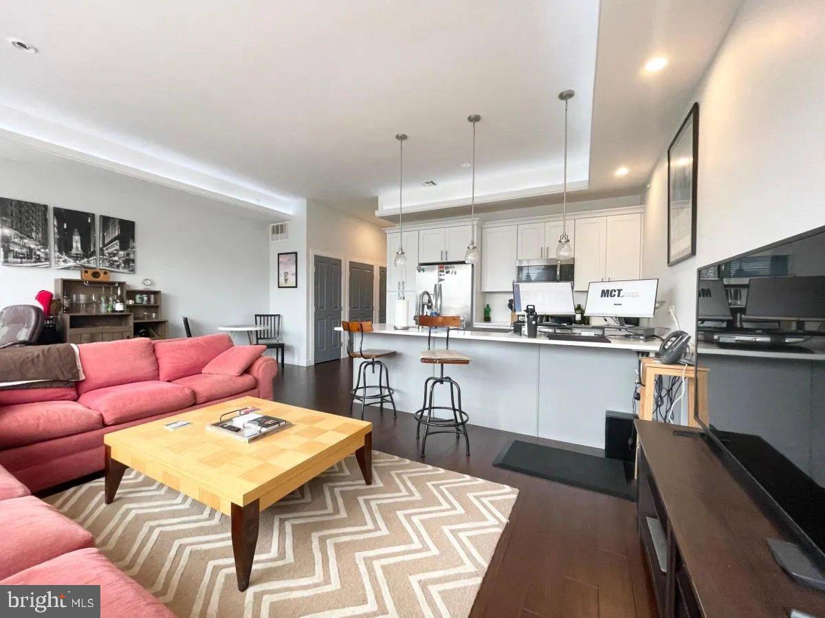 OLDE KENSINGTON - Residential Income