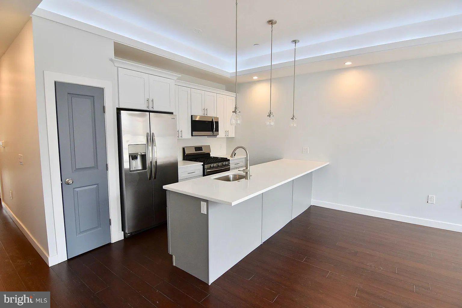 OLDE KENSINGTON - Residential Income