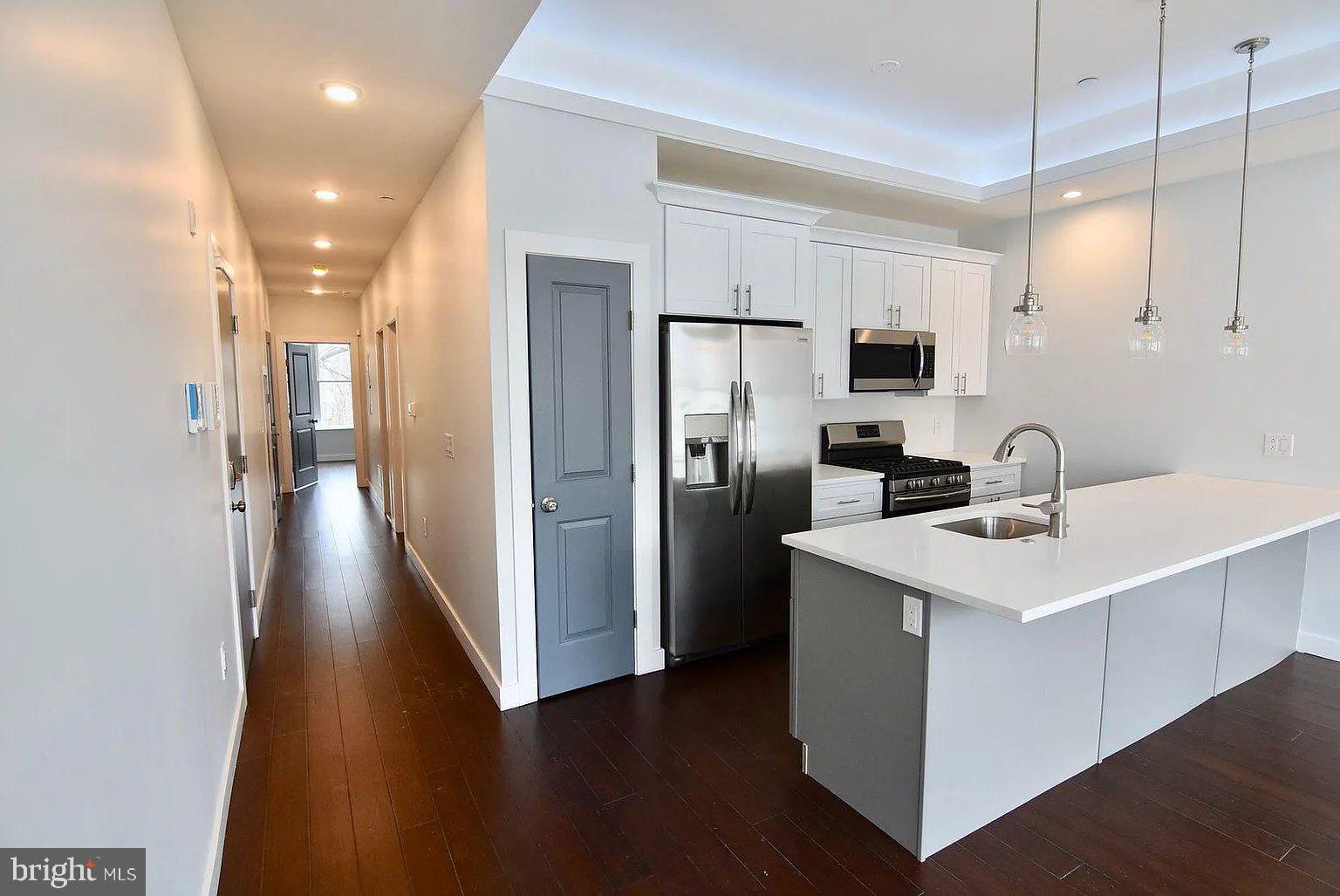 OLDE KENSINGTON - Residential Income