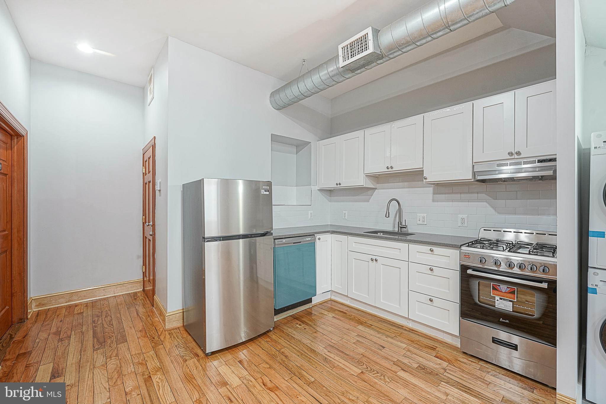 OLD CITY - Residential Lease