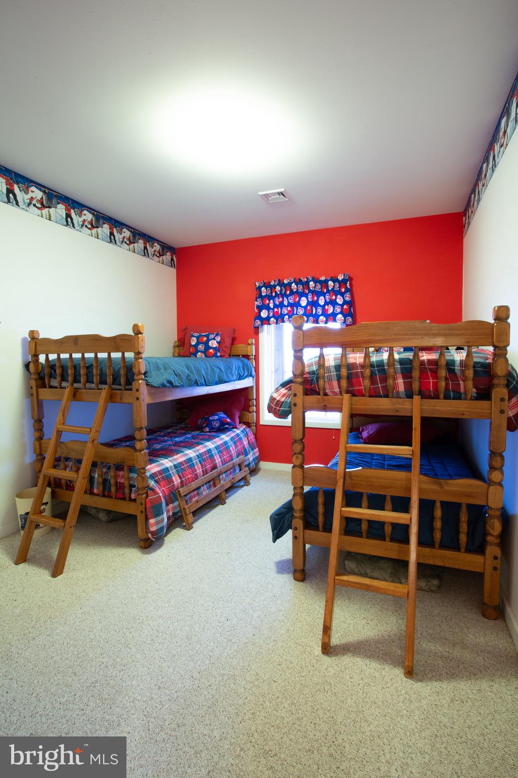 EAGLE ROCK RESORT - Residential