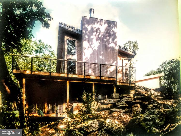 EAGLE ROCK RESORT - Residential