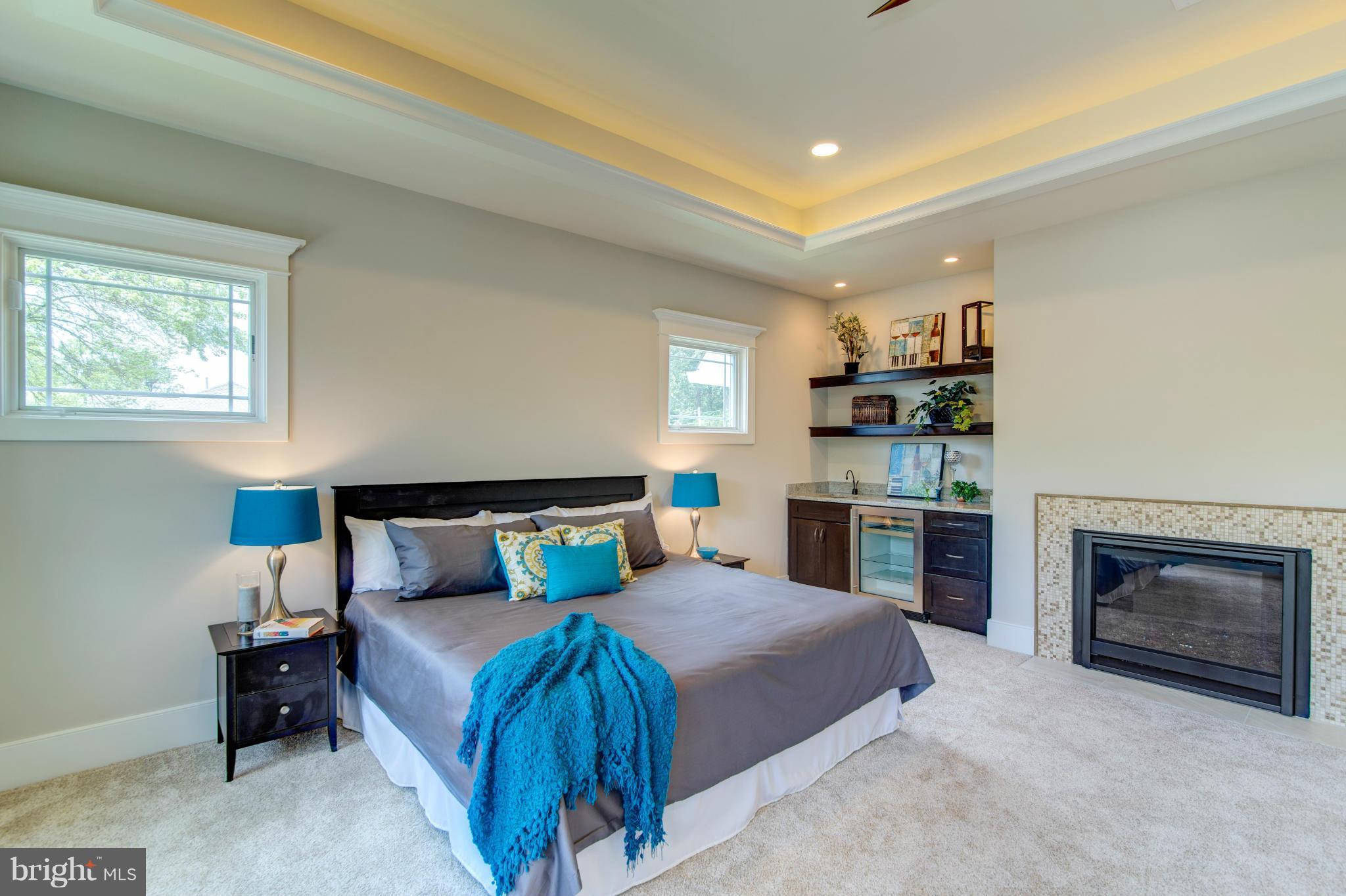 VIENNA WOODS - Residential