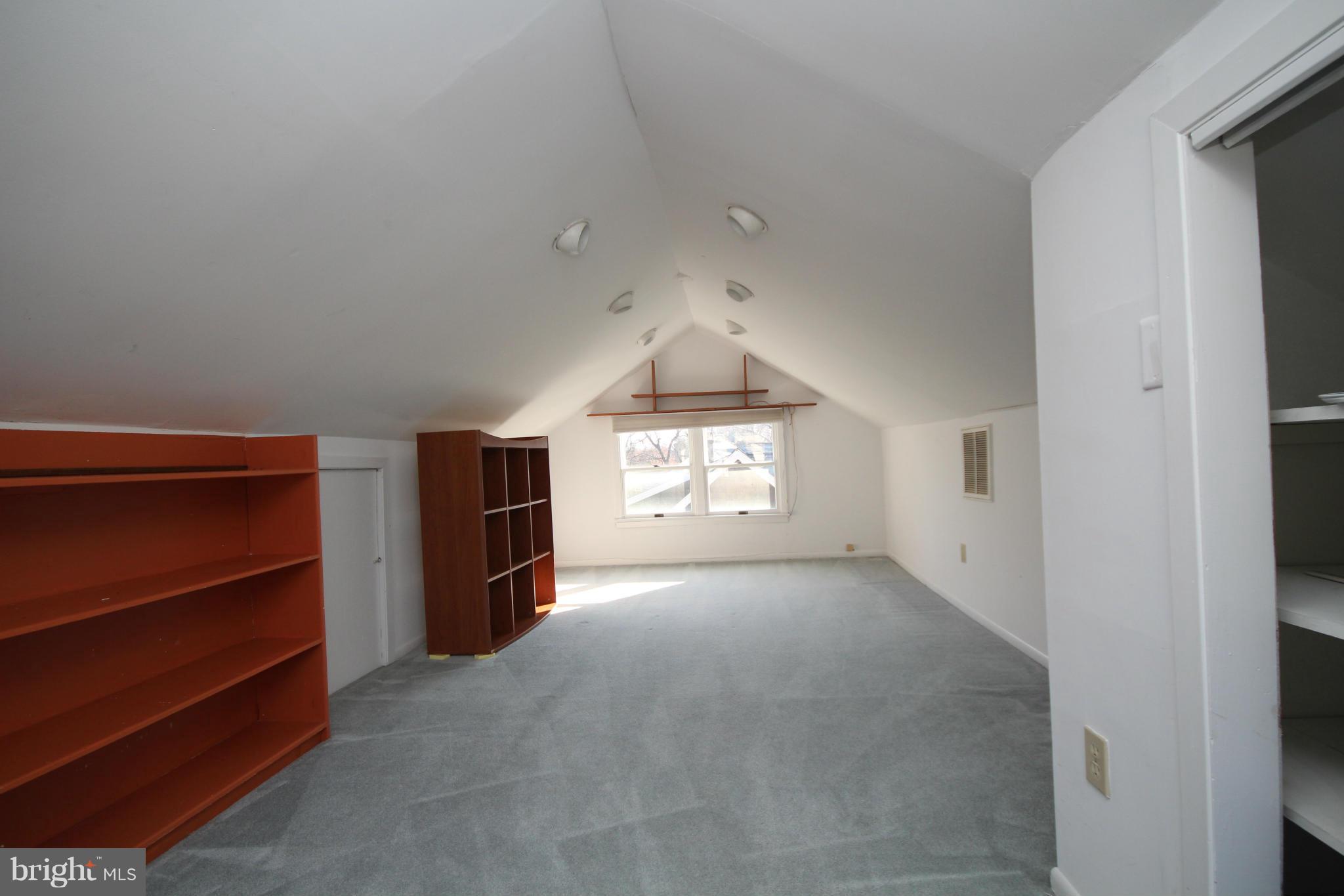 BRADDOCK HEIGHTS - Residential Lease