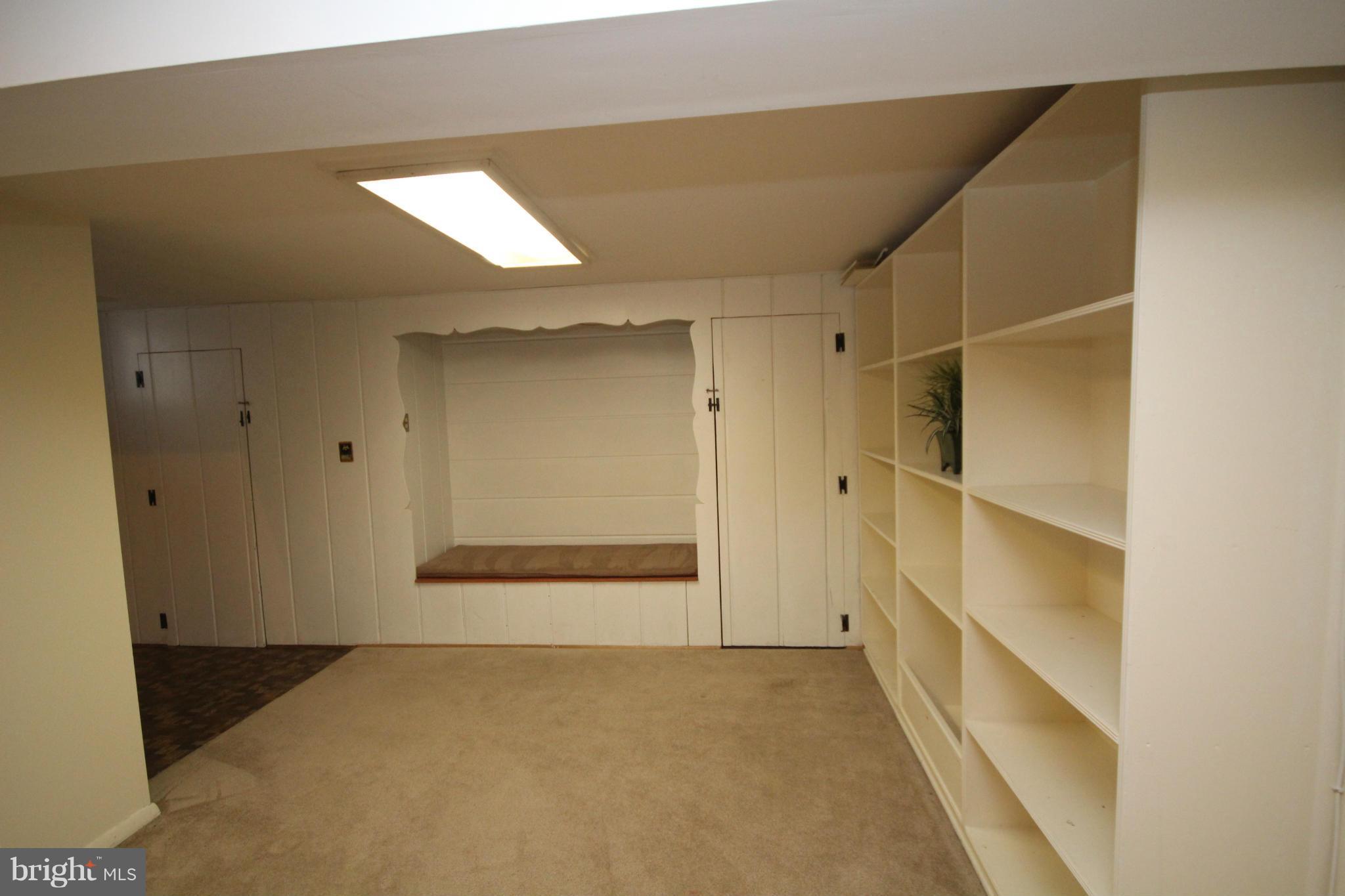 BRADDOCK HEIGHTS - Residential Lease