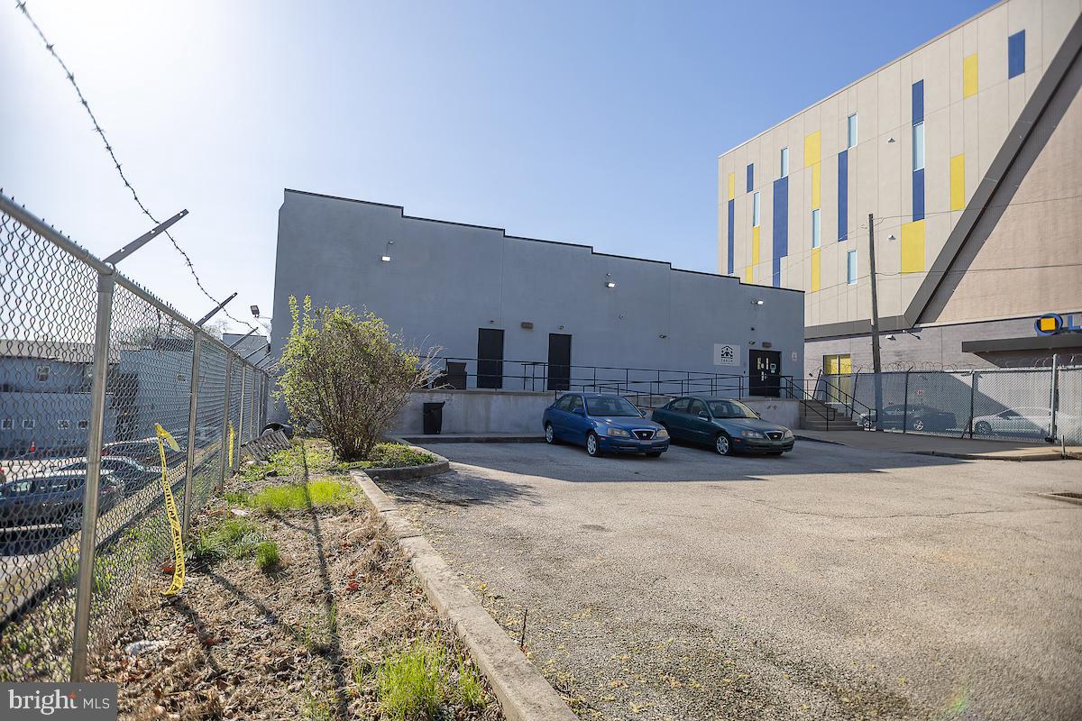 53 E ARMAT STREET 69 A