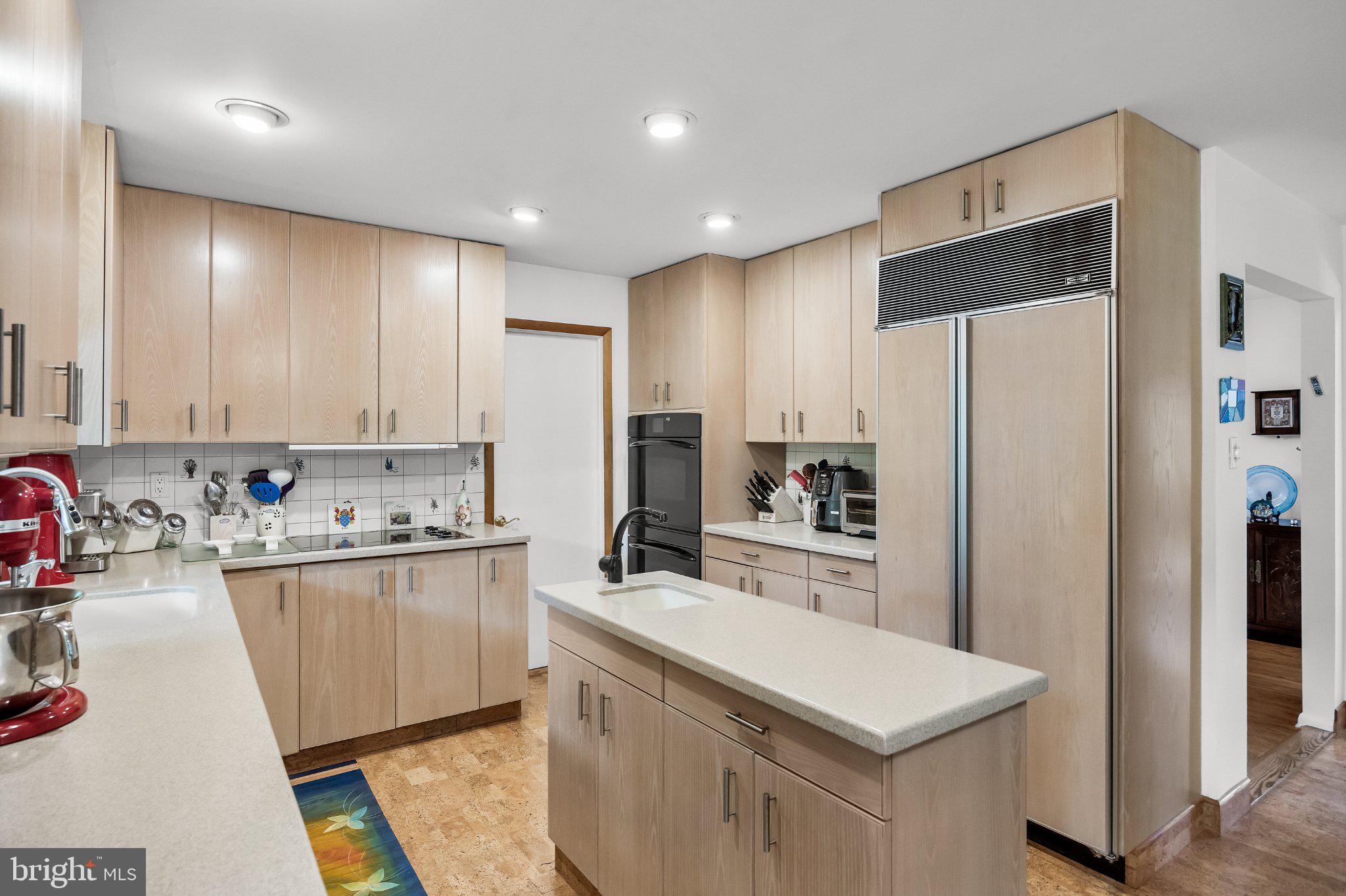 1024 BOBWHITE DRIVE