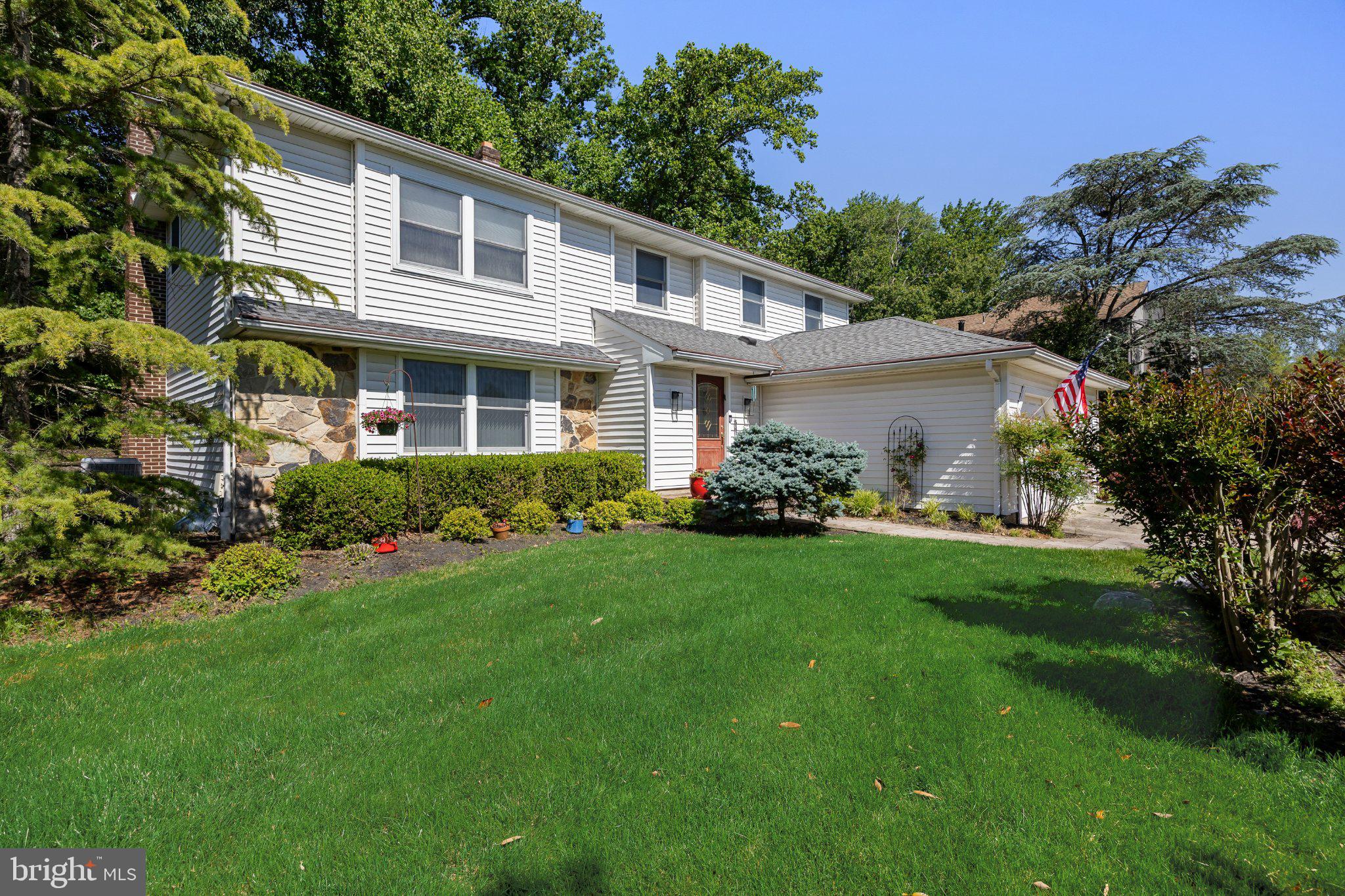 1024 BOBWHITE DRIVE