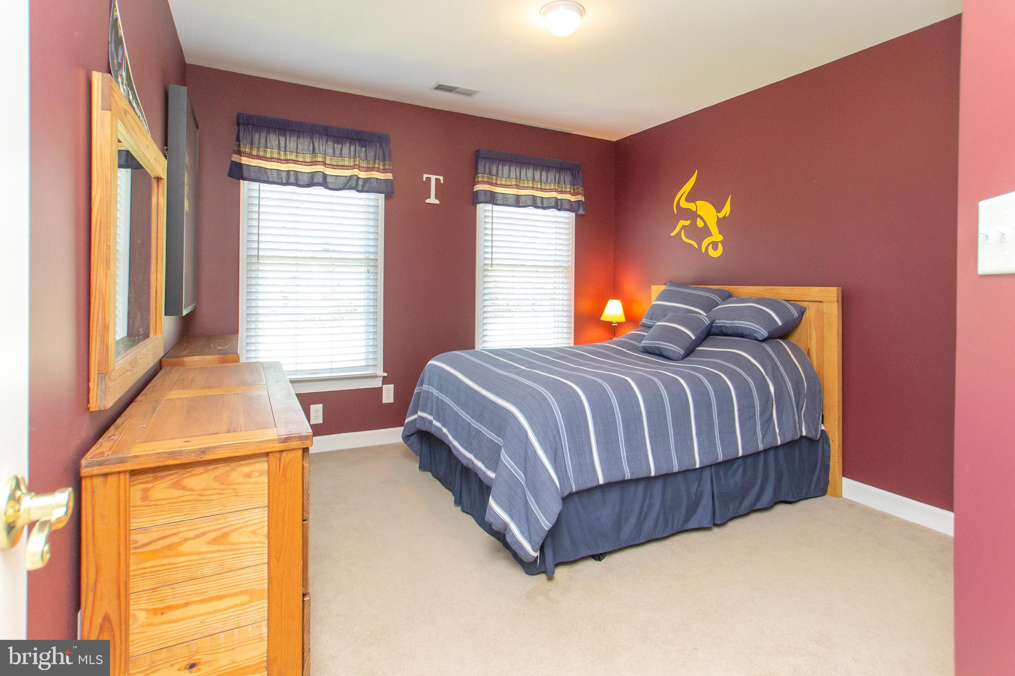 KEENEY MILL FARMS - Residential