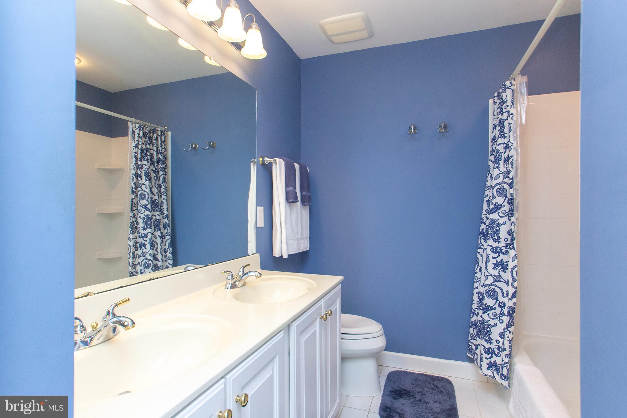 KEENEY MILL FARMS - Residential