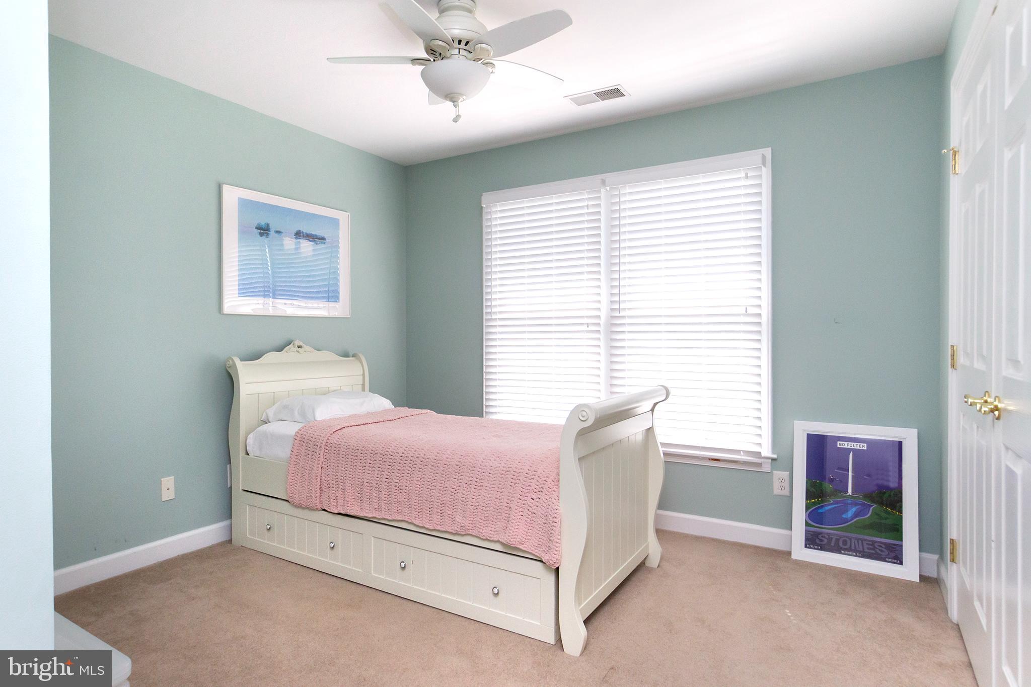 KEENEY MILL FARMS - Residential