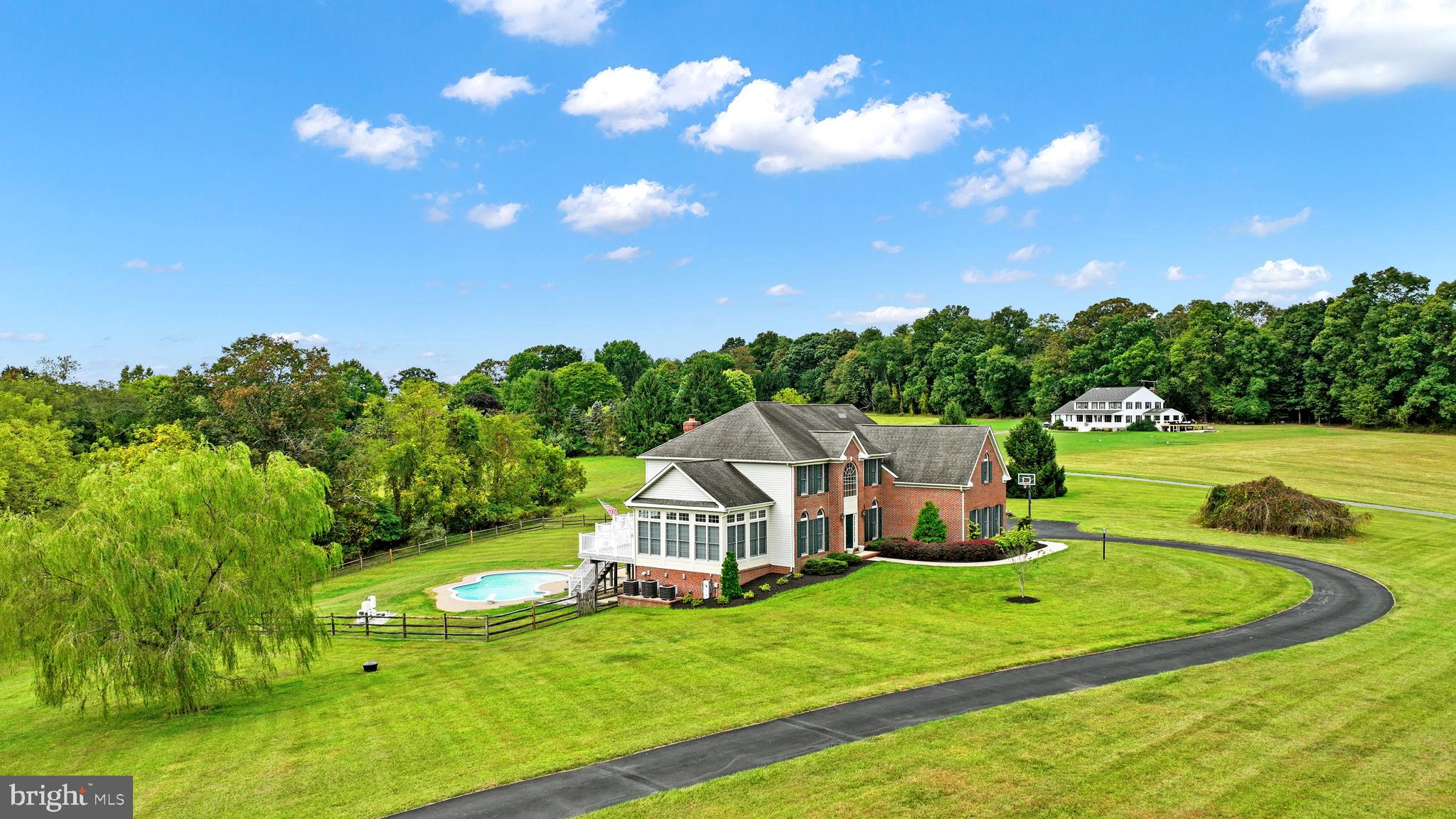 KEENEY MILL FARMS - Residential