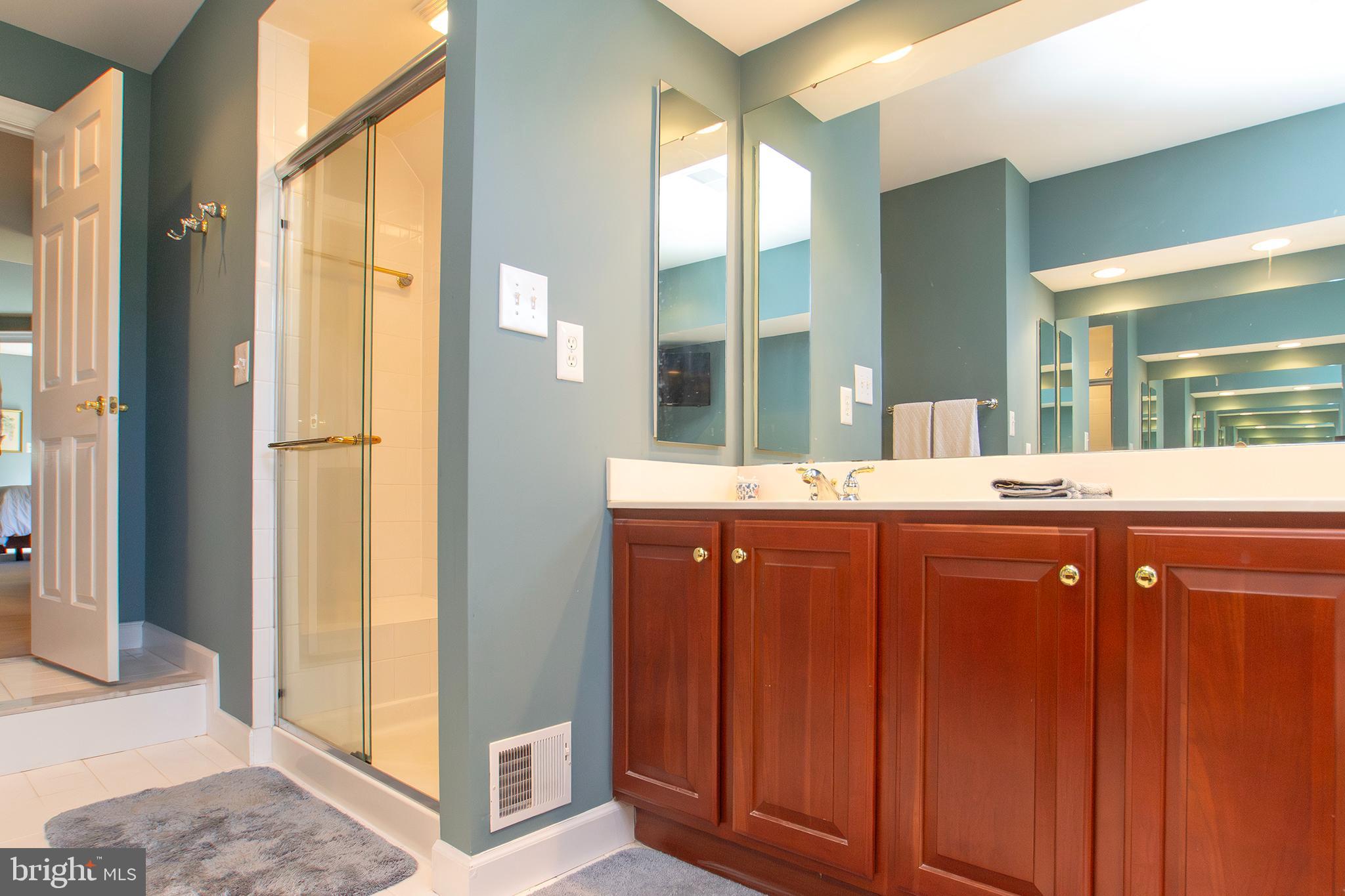 KEENEY MILL FARMS - Residential