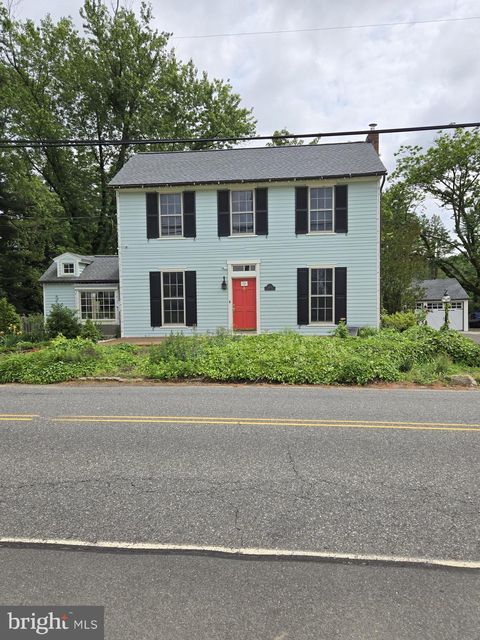 Photo of 19 Woodland Avenue, MULLICA HILL, NJ 08062 (MLS # NJGL2062174)