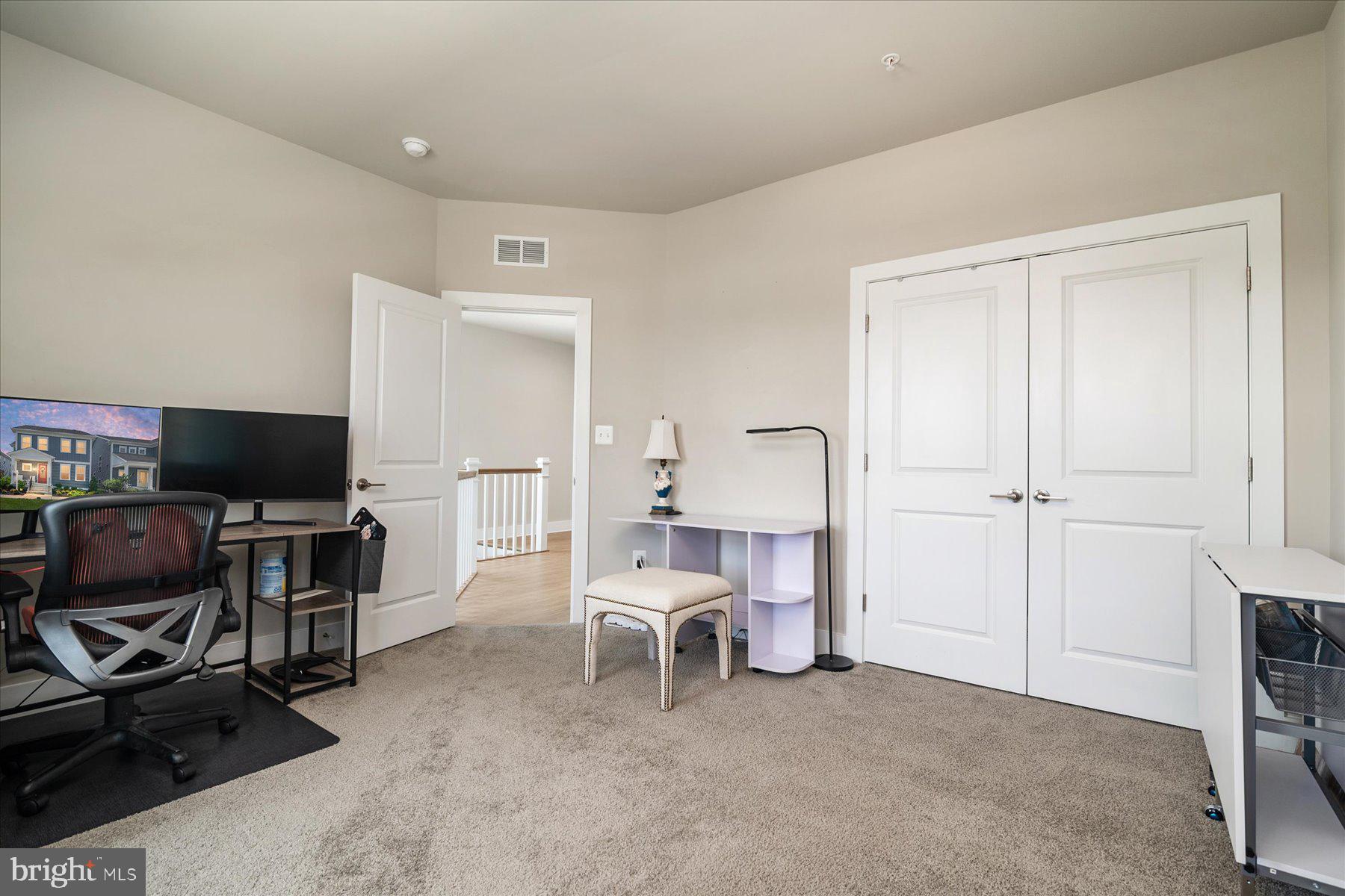 TWO RIVERS - Residential