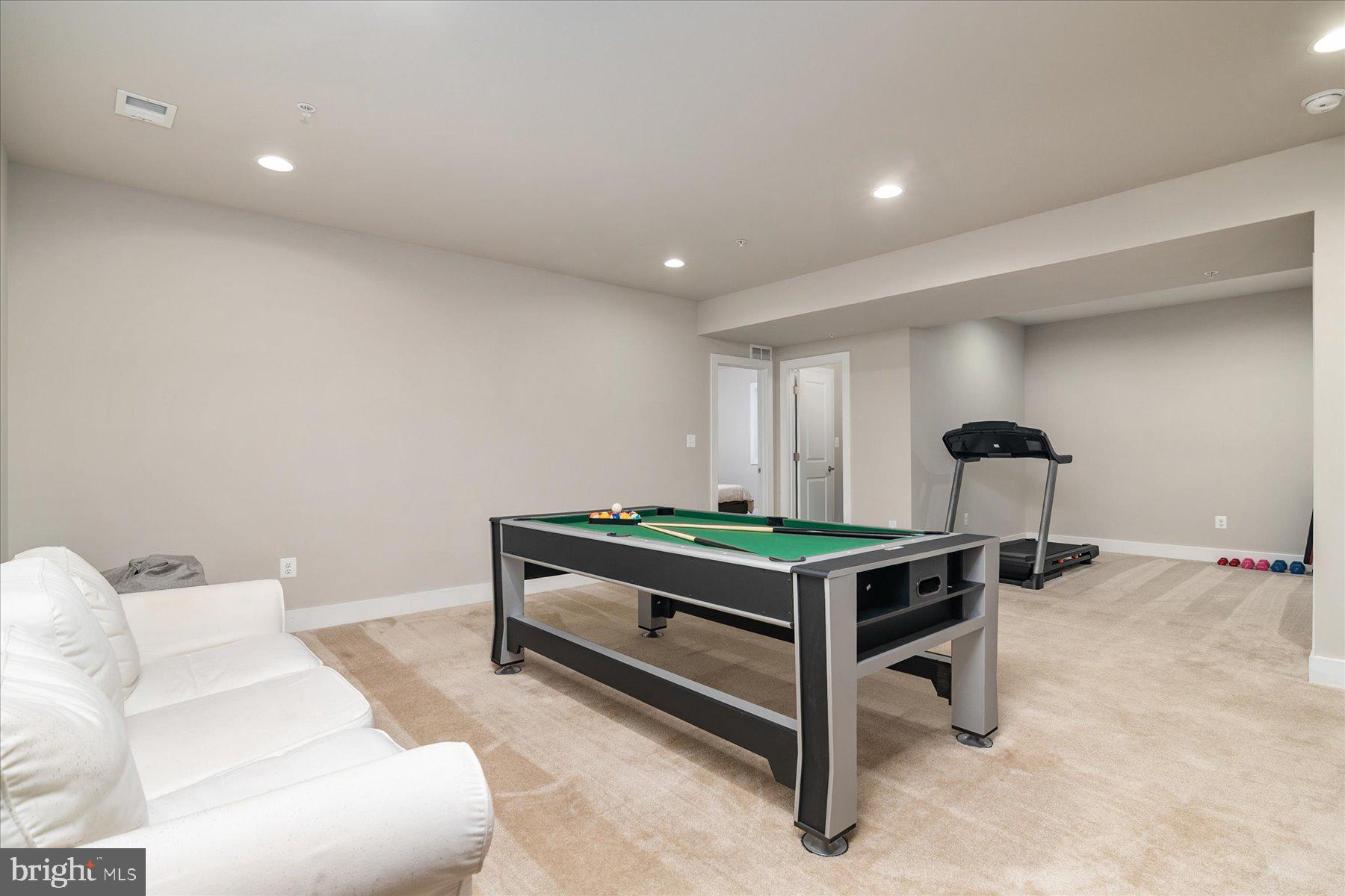 TWO RIVERS - Residential