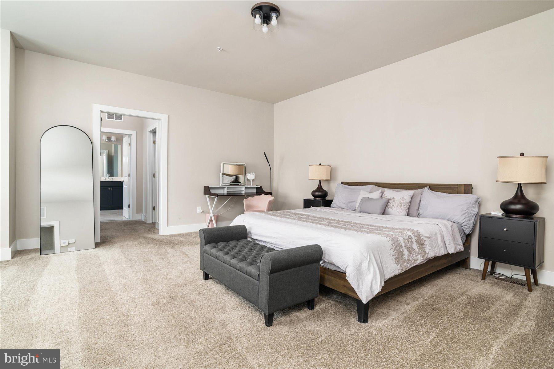 TWO RIVERS - Residential