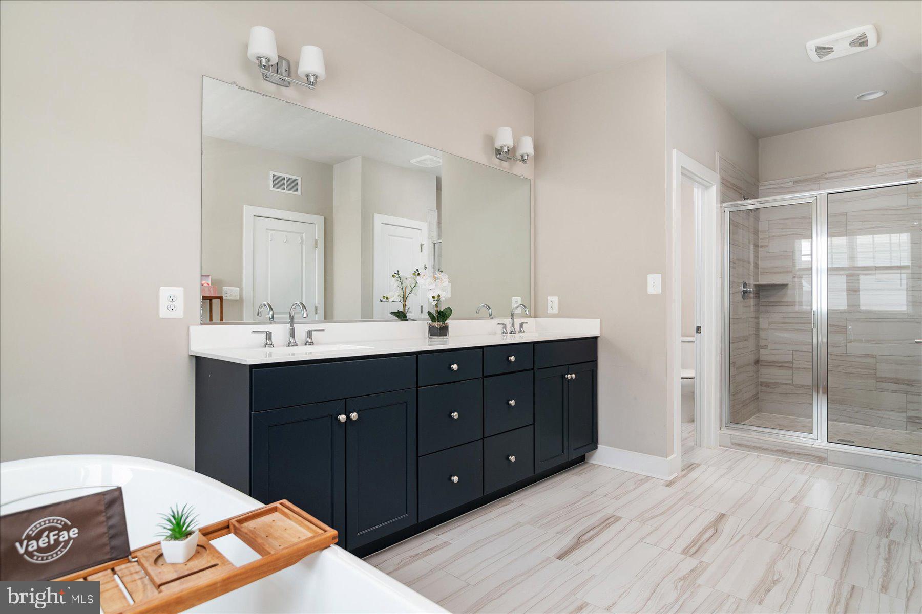 TWO RIVERS - Residential