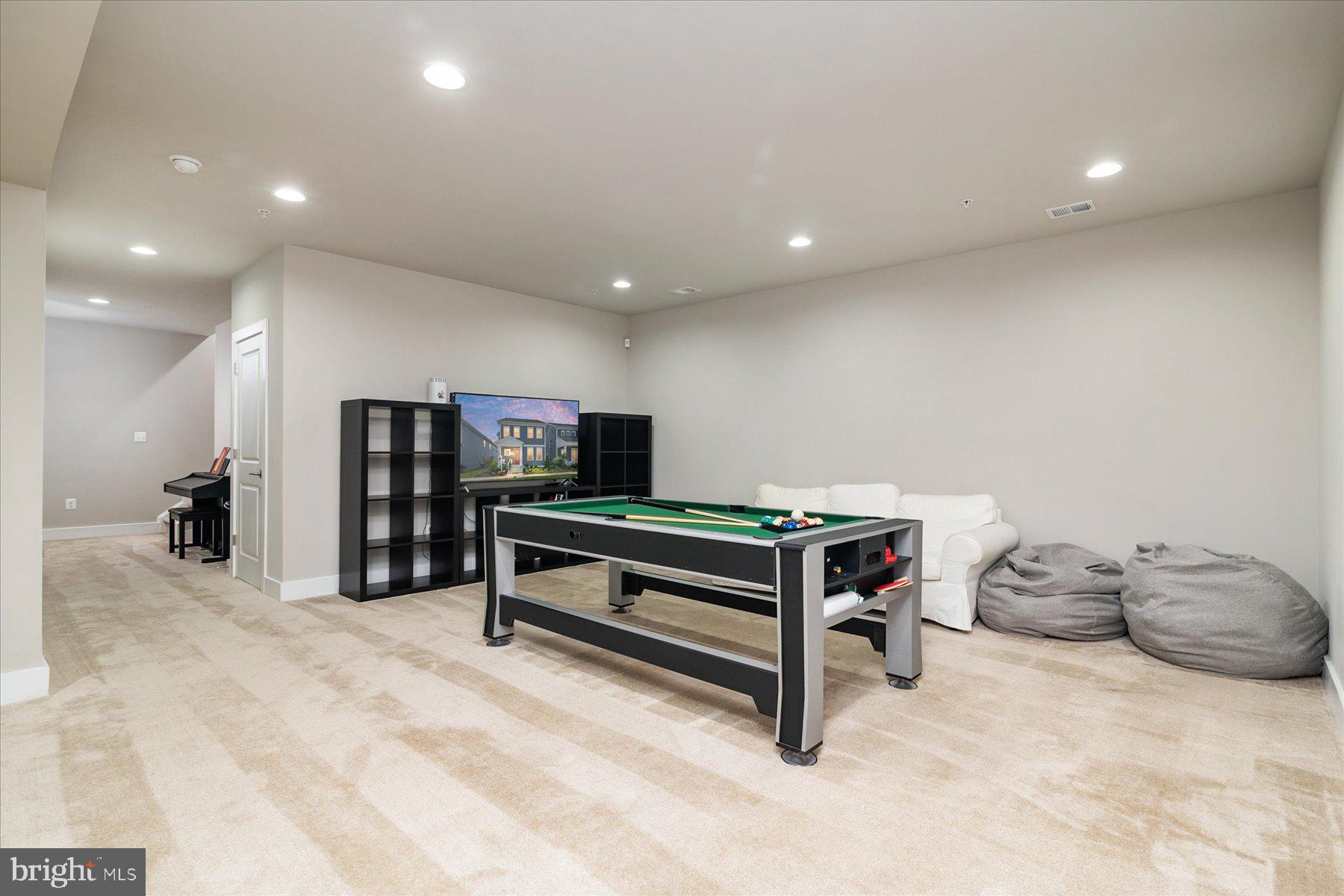 TWO RIVERS - Residential