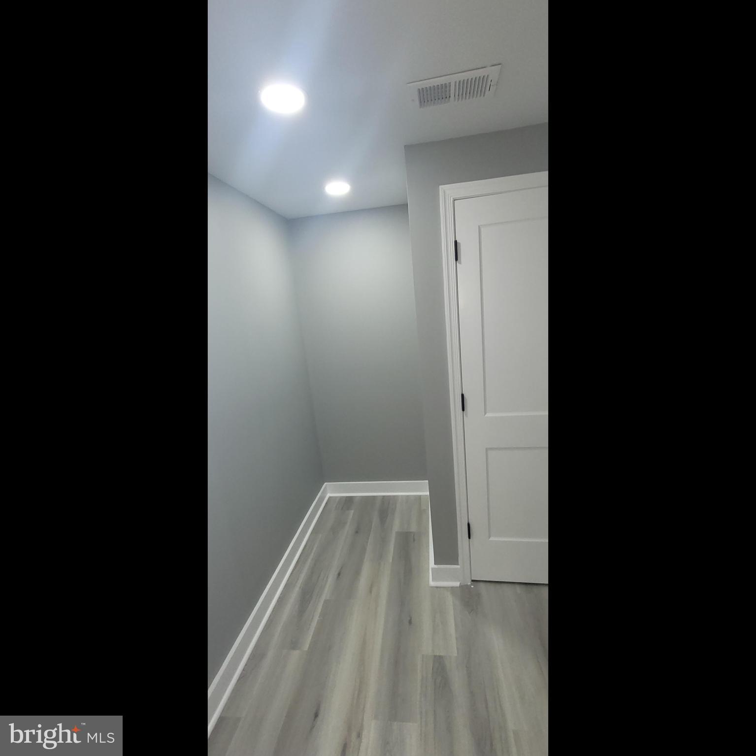 UNIVERSITY CITY - Residential