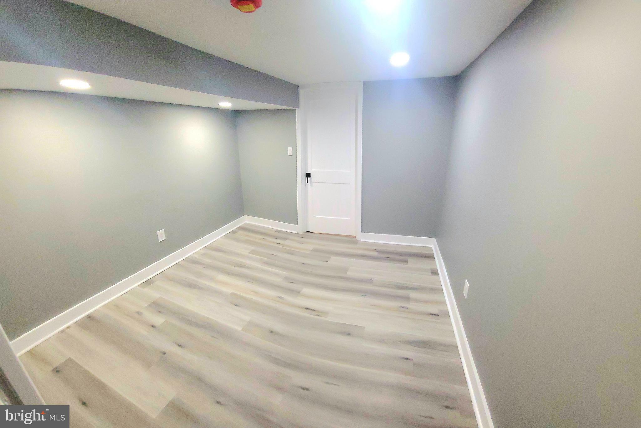 UNIVERSITY CITY - Residential