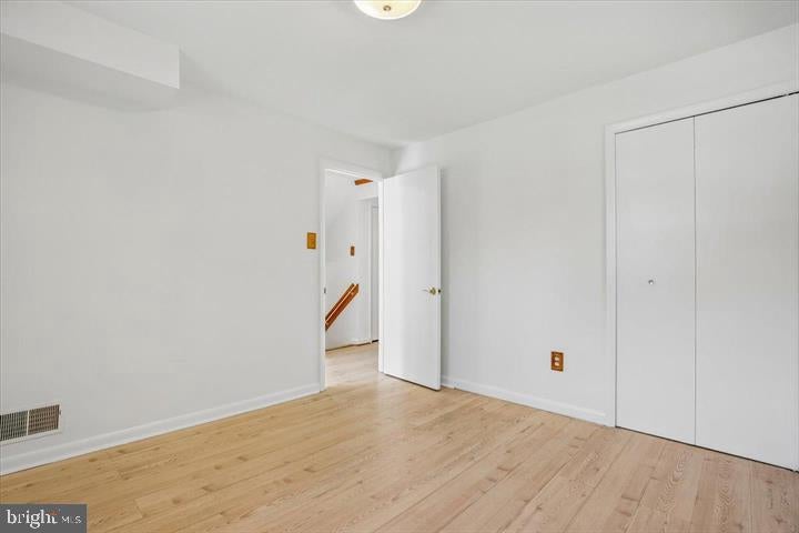 2 LORRE COURT
