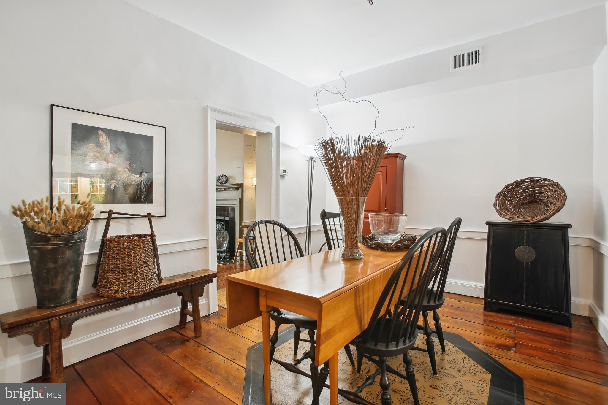 OLD TOWN ALEXANDRIA - Residential