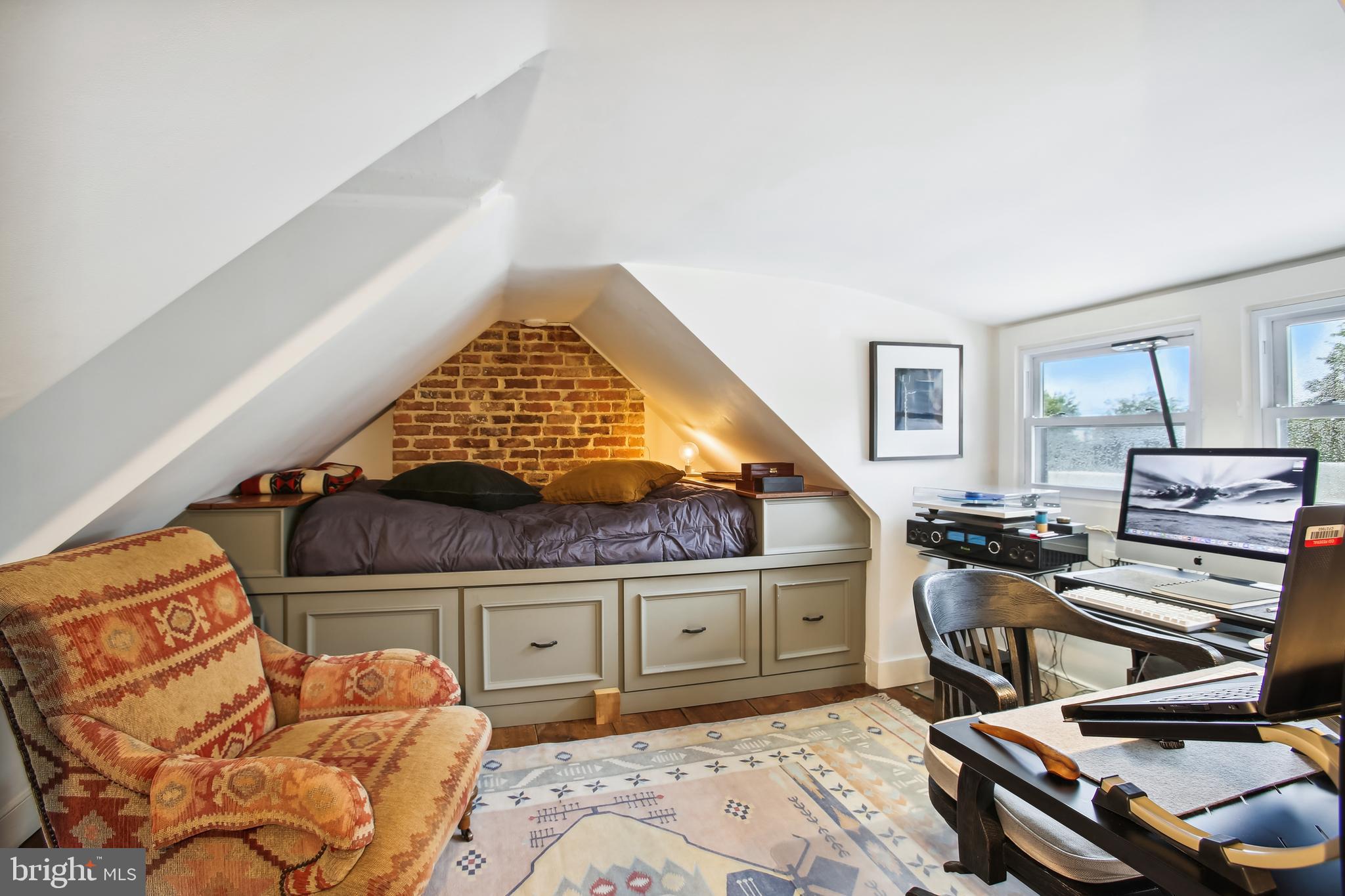 OLD TOWN ALEXANDRIA - Residential