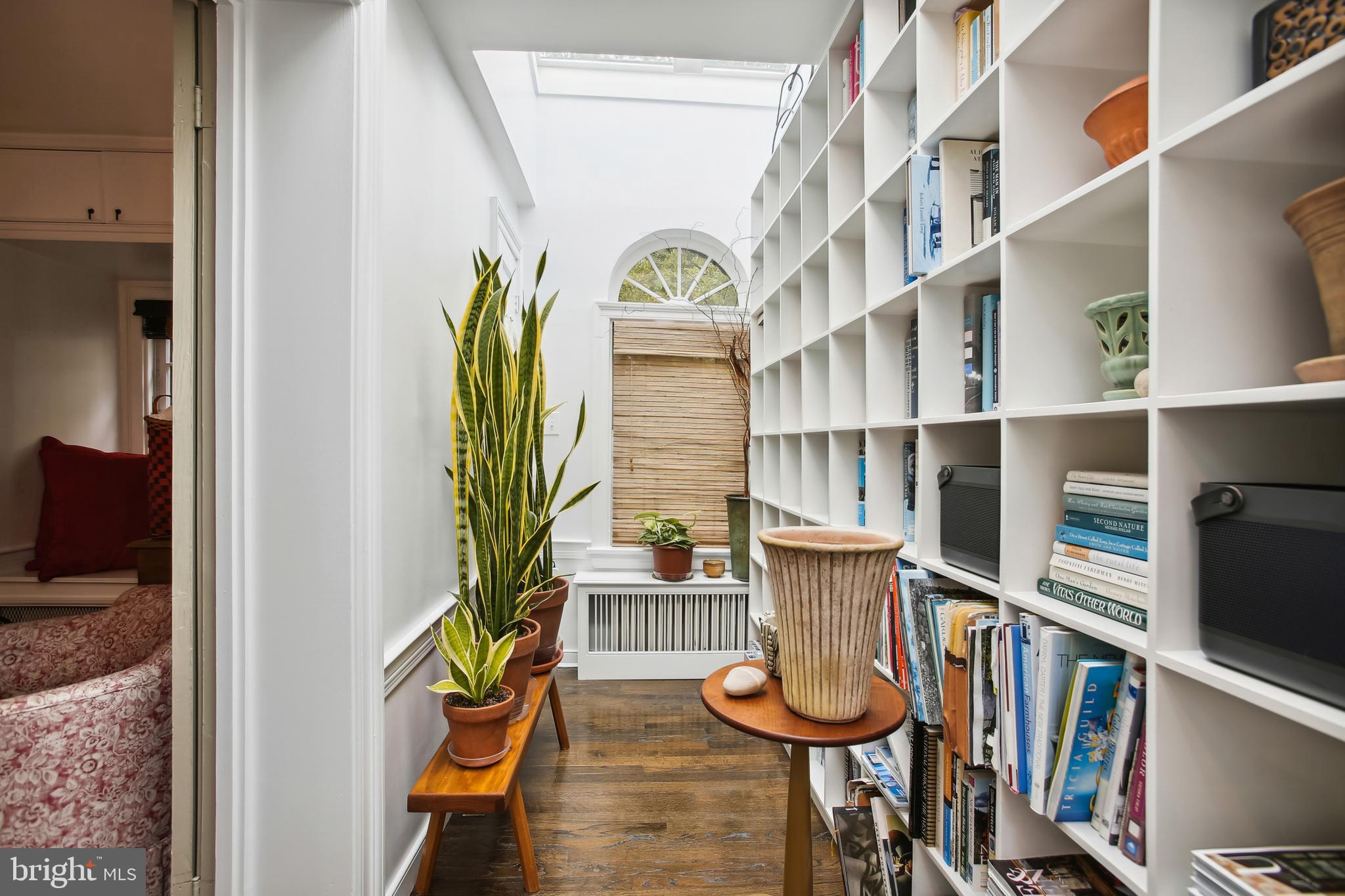 OLD TOWN ALEXANDRIA - Residential