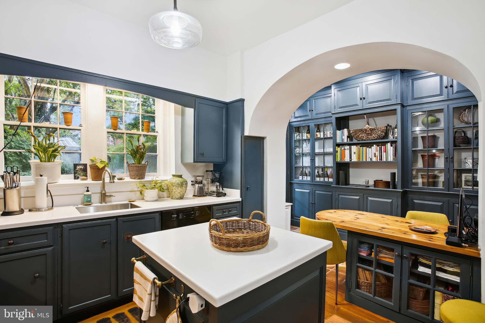 OLD TOWN ALEXANDRIA - Residential