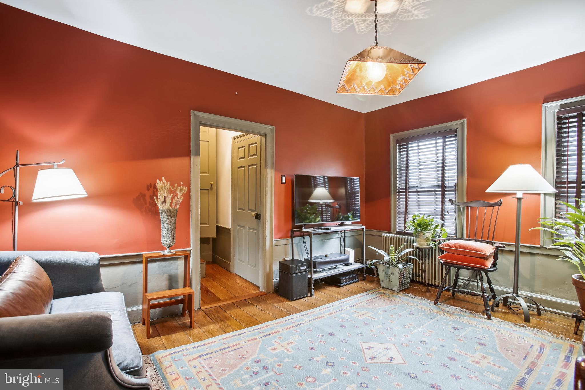 OLD TOWN ALEXANDRIA - Residential