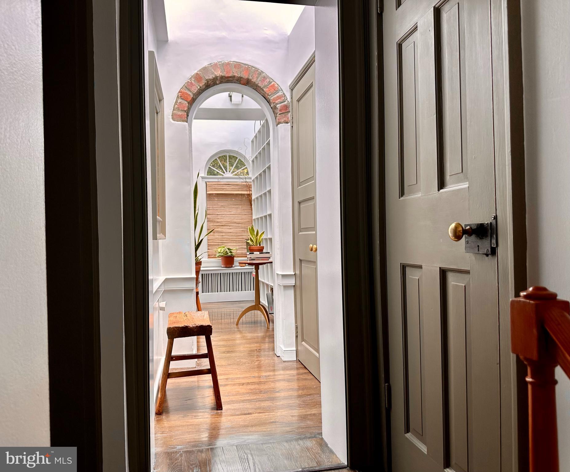 OLD TOWN ALEXANDRIA - Residential