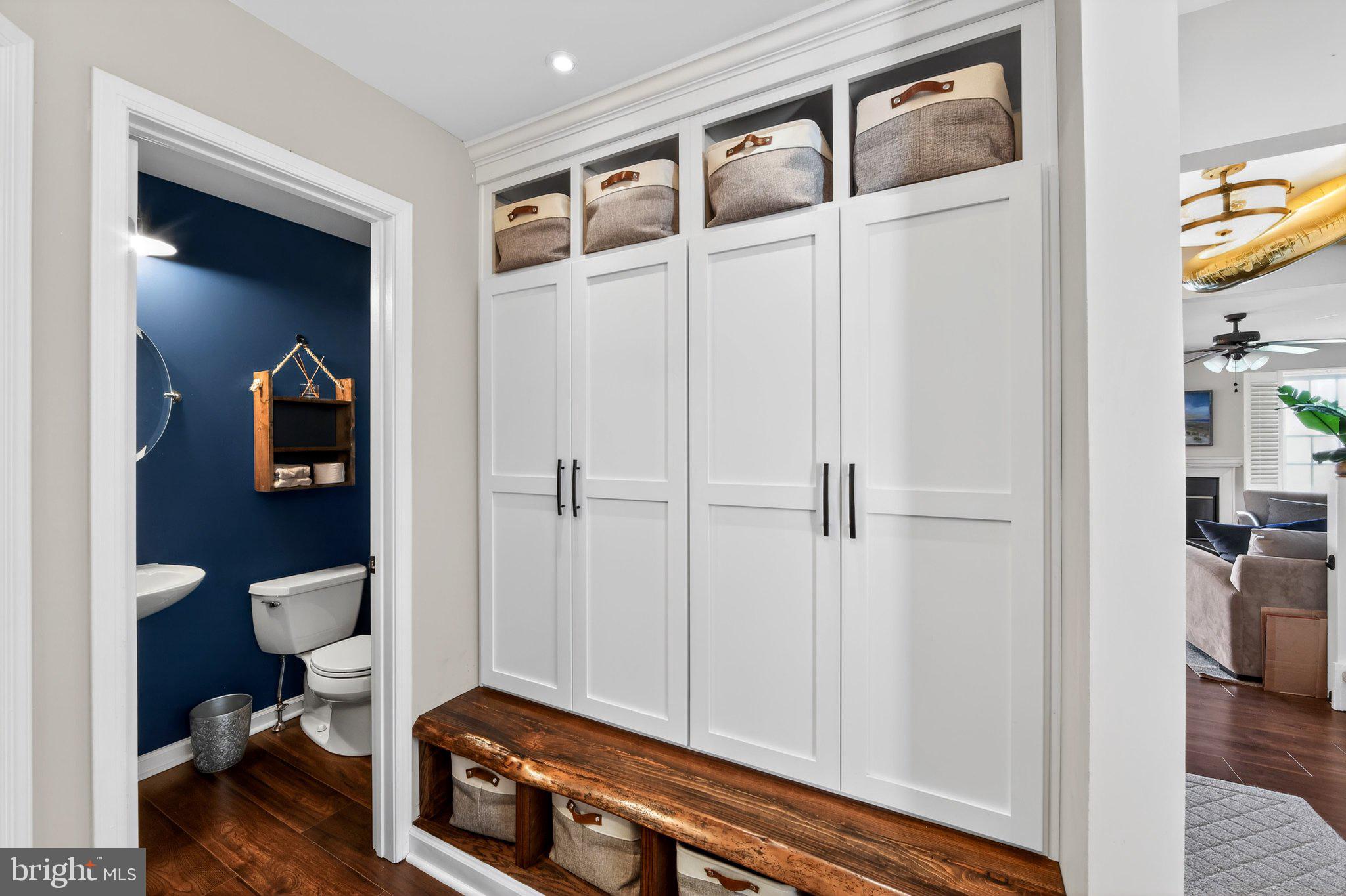 TWIN HILLS - Residential