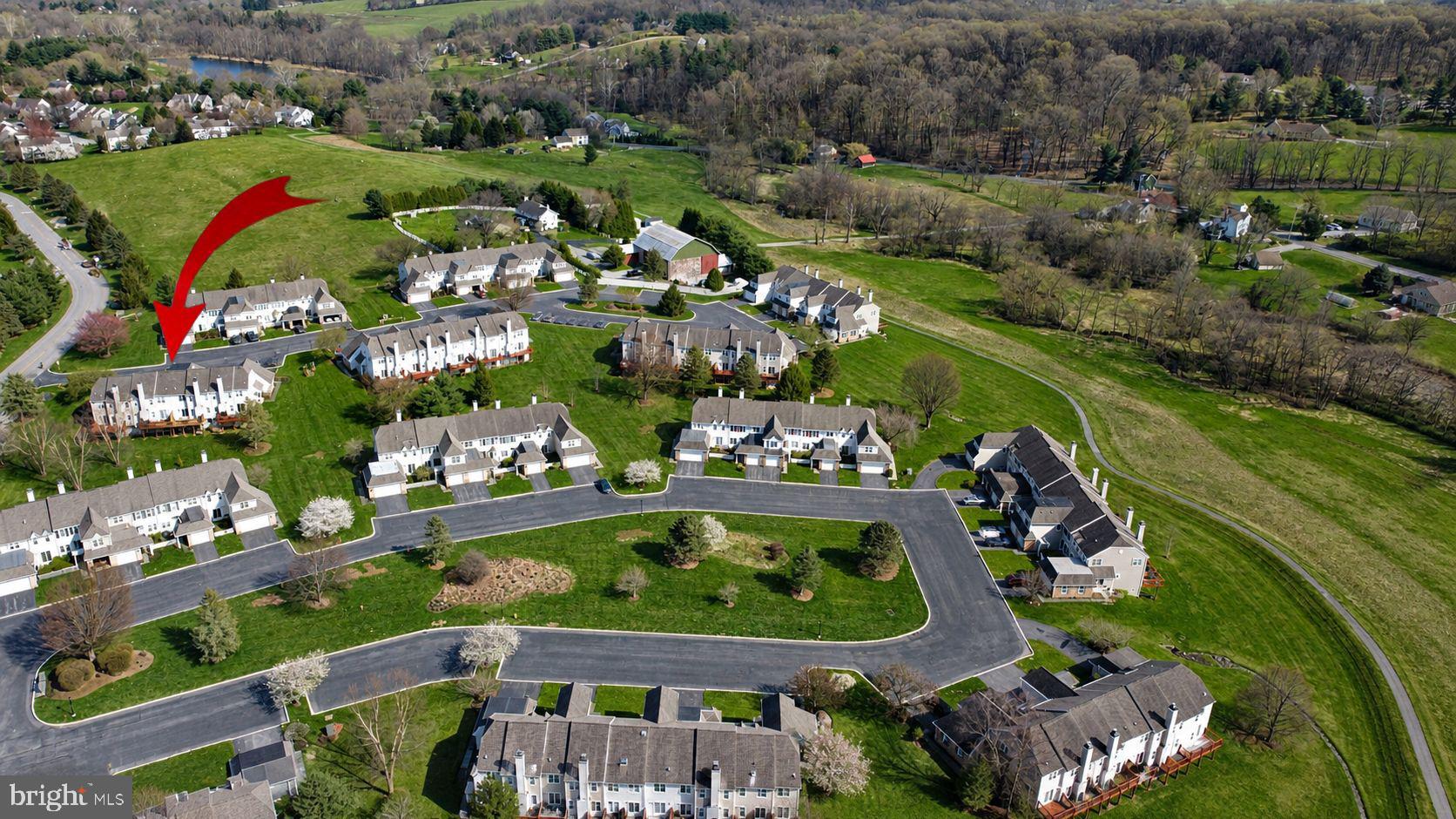TWIN HILLS - Residential