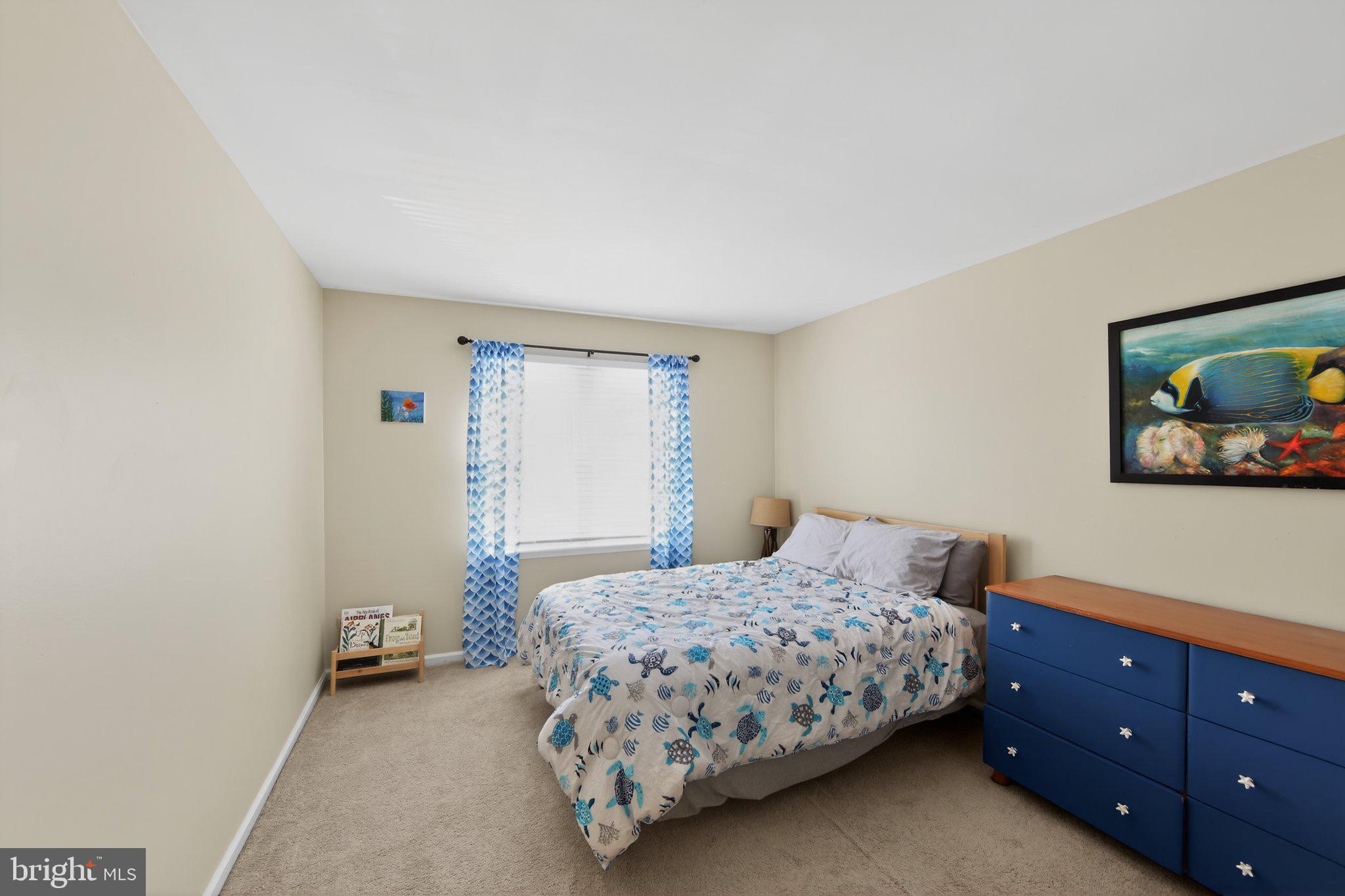TWIN HILLS - Residential