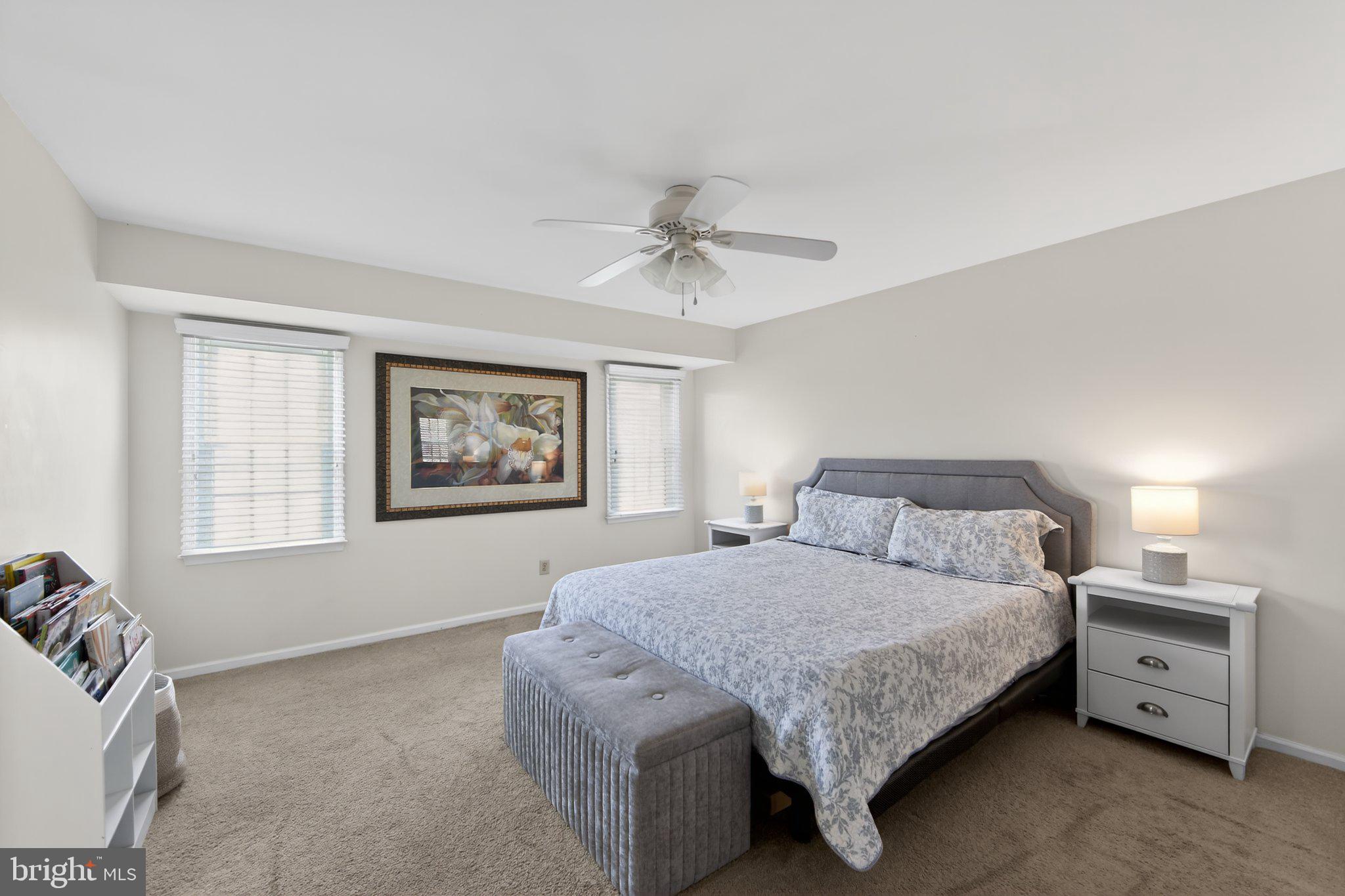 TWIN HILLS - Residential