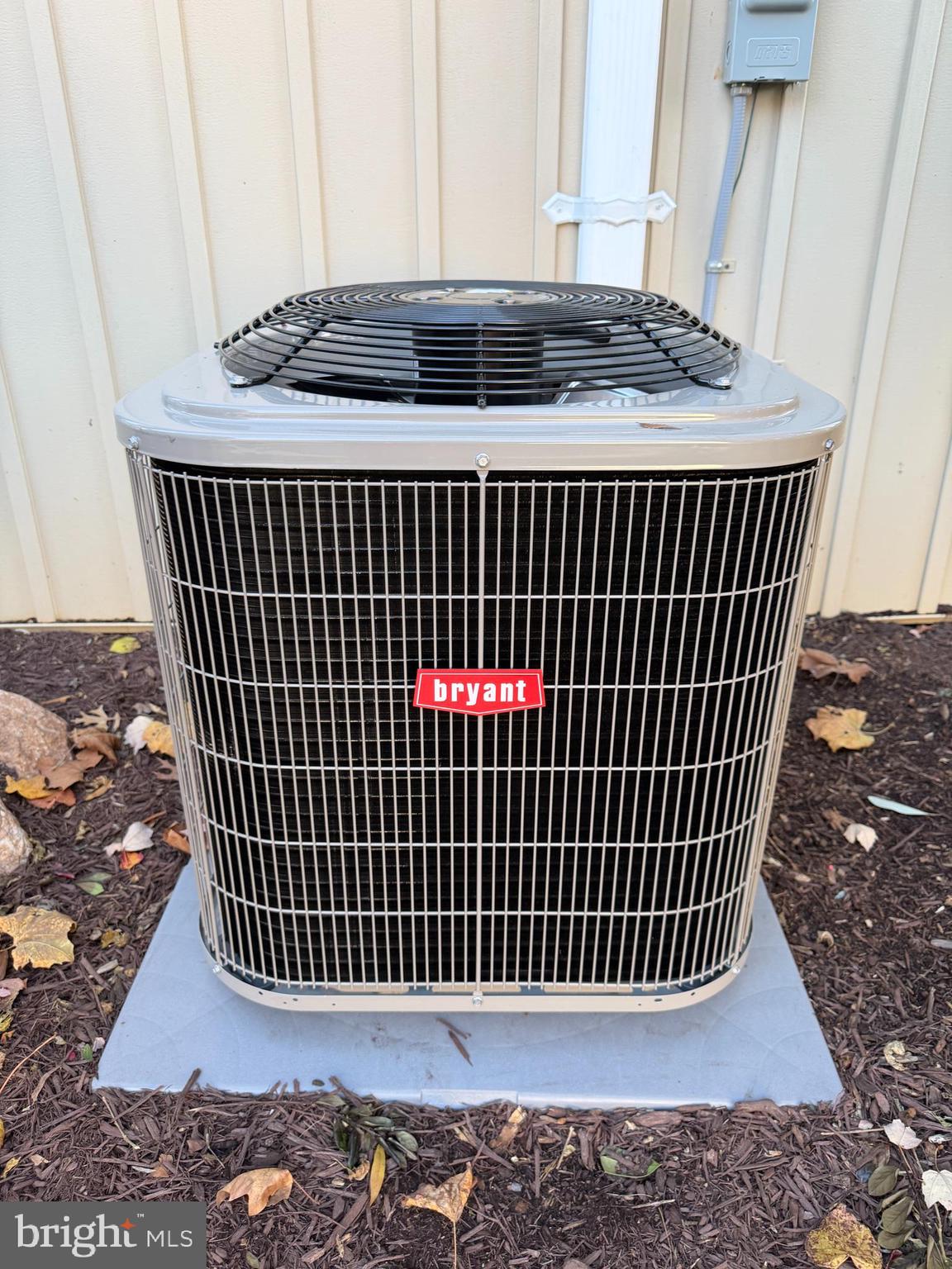 LEISURE WORLD - Residential