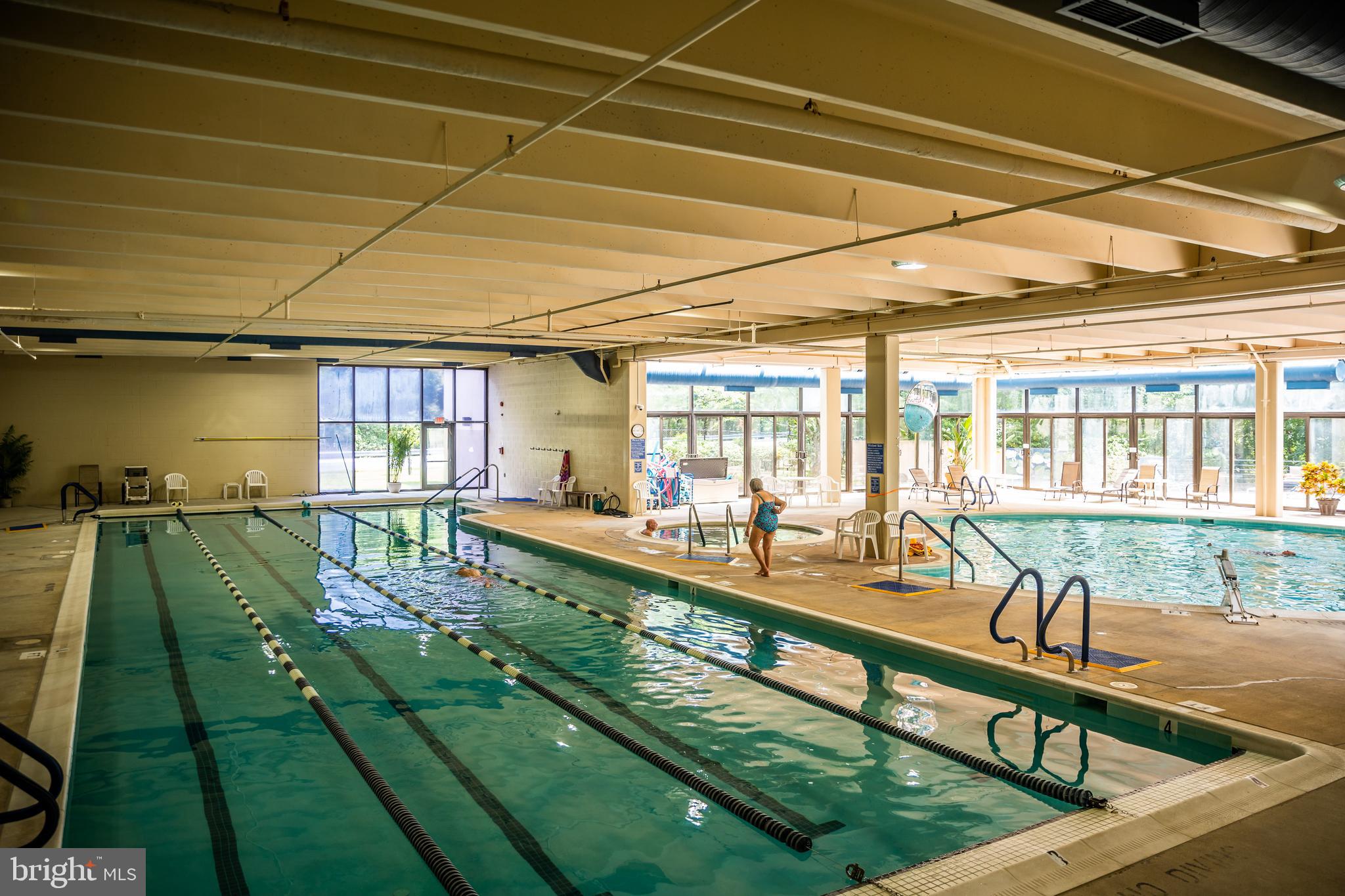 LEISURE WORLD - Residential