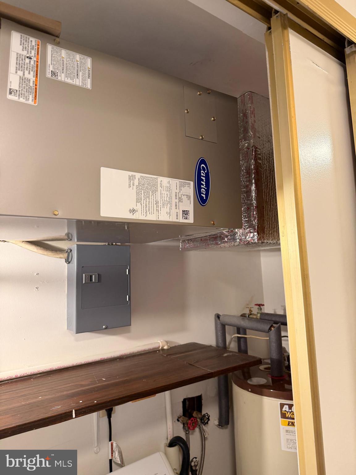 LEISURE WORLD - Residential