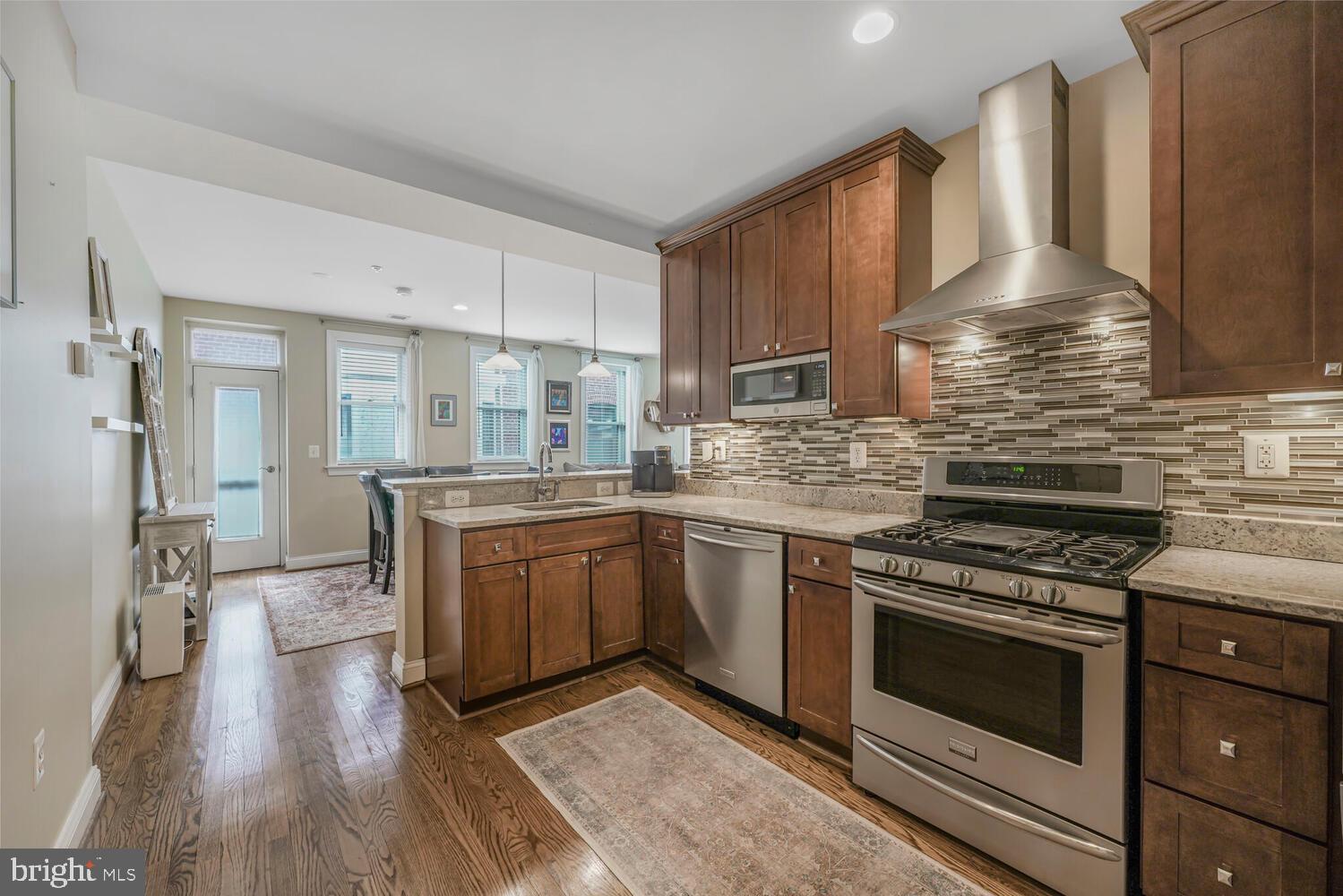 1840 VERNON STREET NW 303