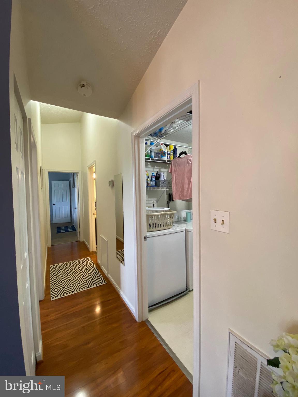 OLD FARM STATION - Residential Lease