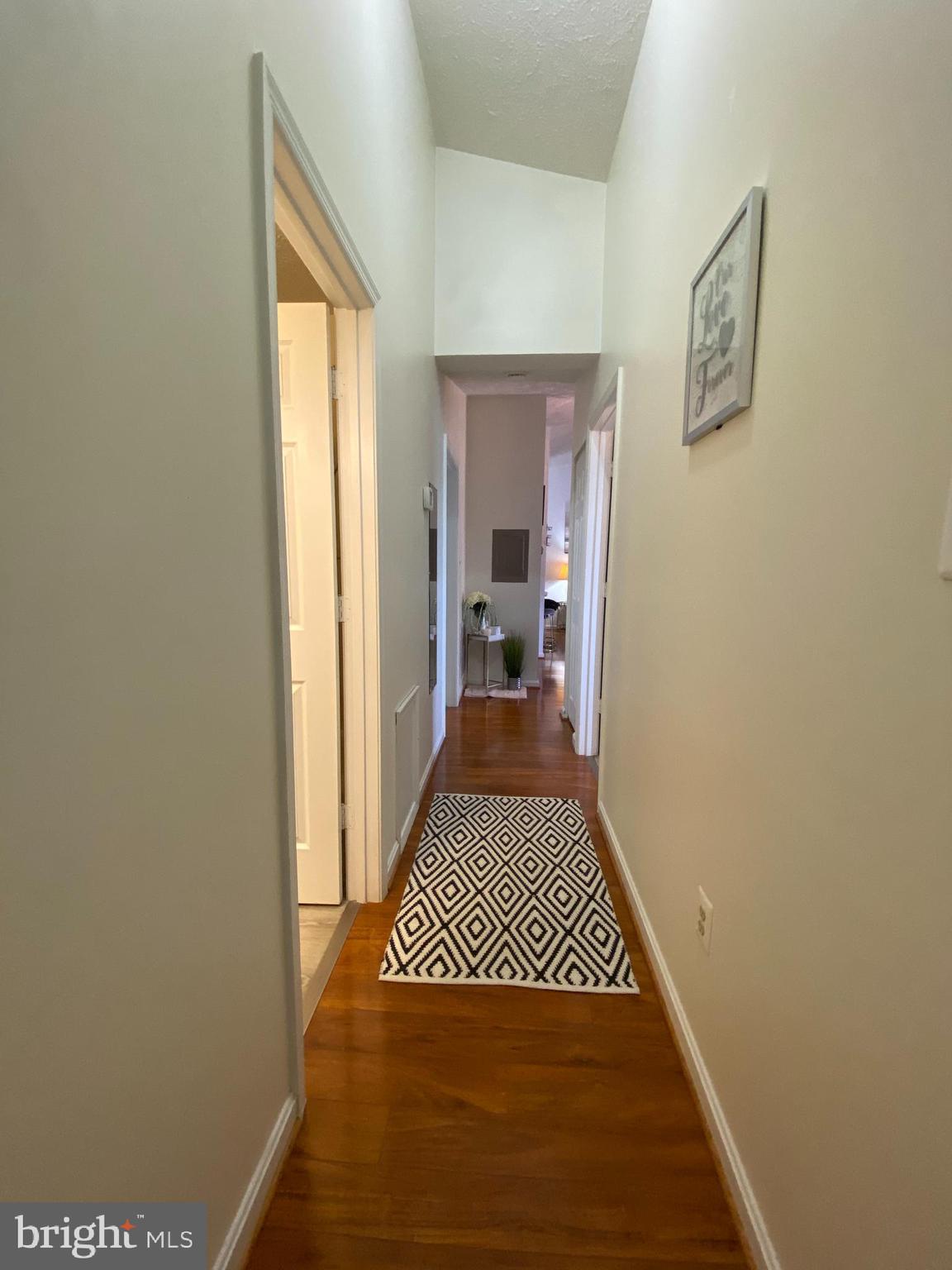 OLD FARM STATION - Residential Lease