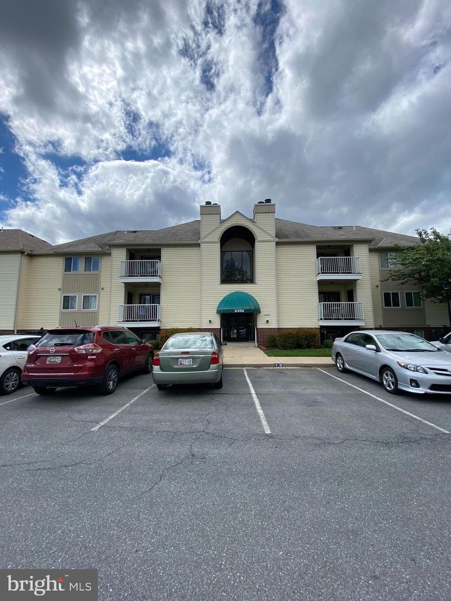 This beautiful, spacious, and bright condo features 2 large bedrooms and 2 full baths with vaulted ceilings and gleaming floors. This kitchen boasts stainless steel appliances and granite countertops. Fabulously located, near major commuter routes and just minutes to Downtown Frederick. You will enjoy the convenience of having restaurants, grocery stores, and shopping all at your fingertips. Water is included